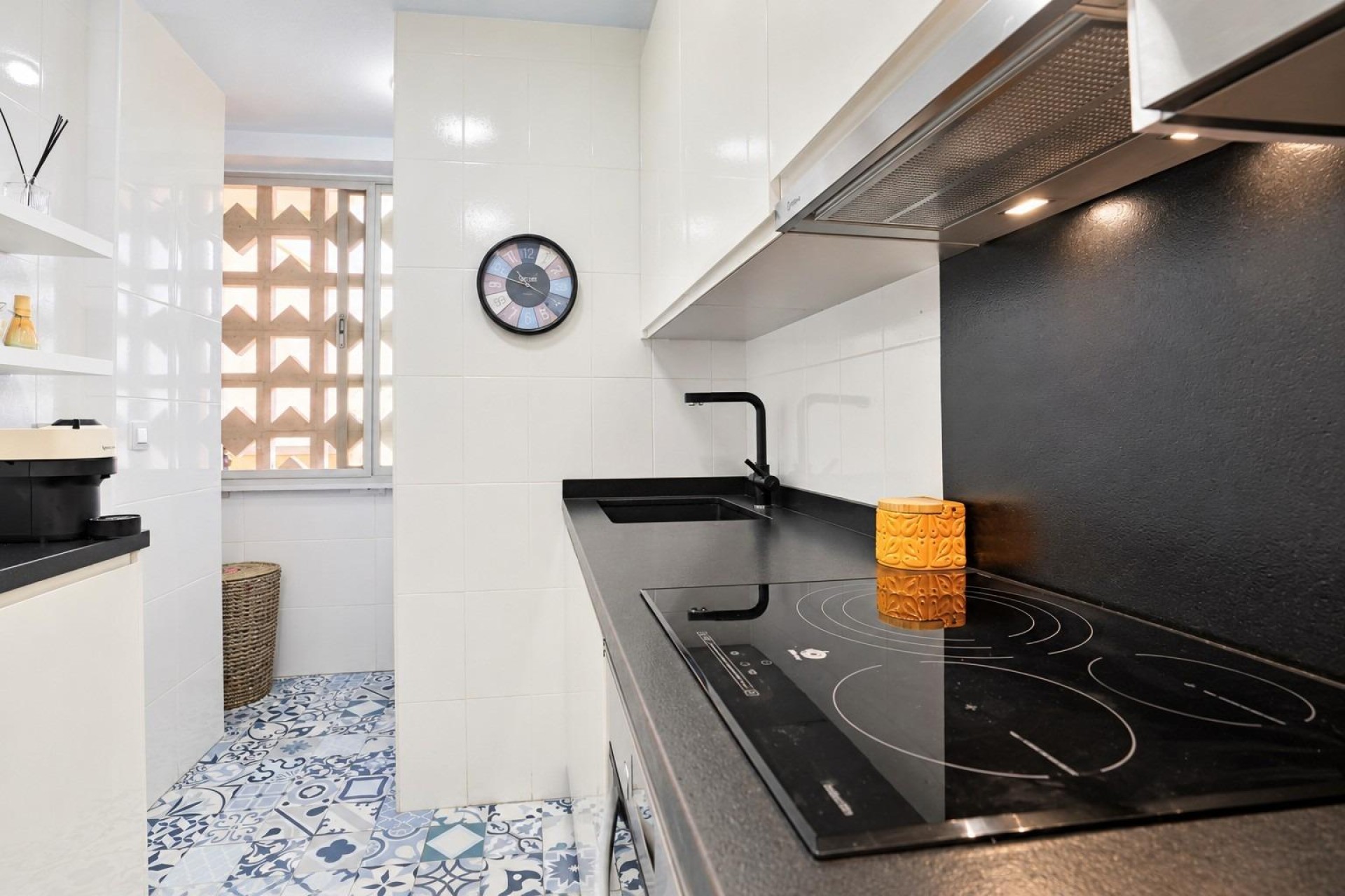 Reventa - Apartamento / piso - Arenales del Sol - Tercera linea playa