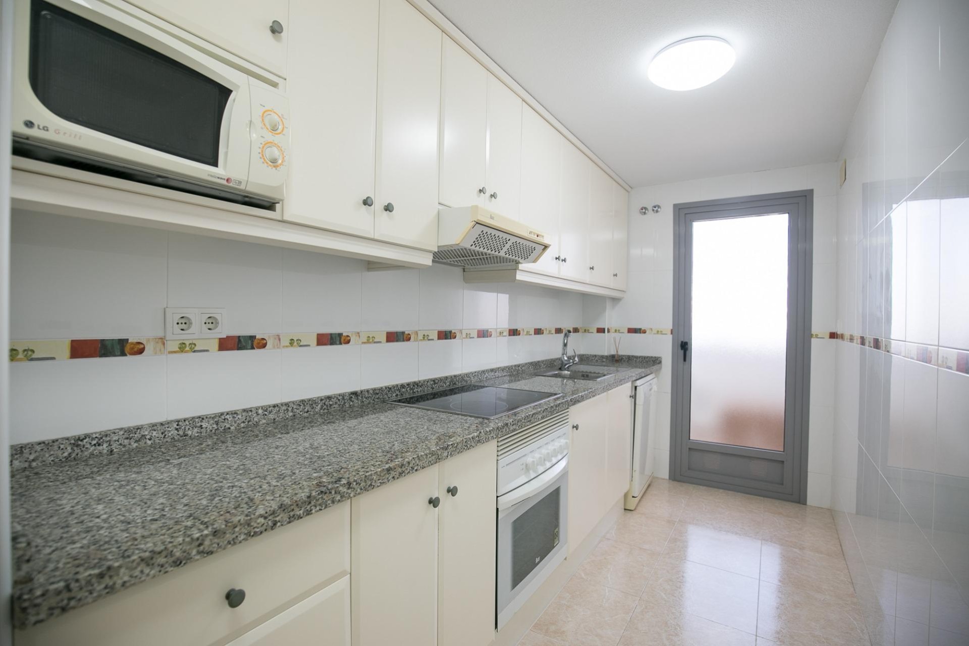 Reventa - Apartamento / piso - Arenales del Sol - Zona gran via