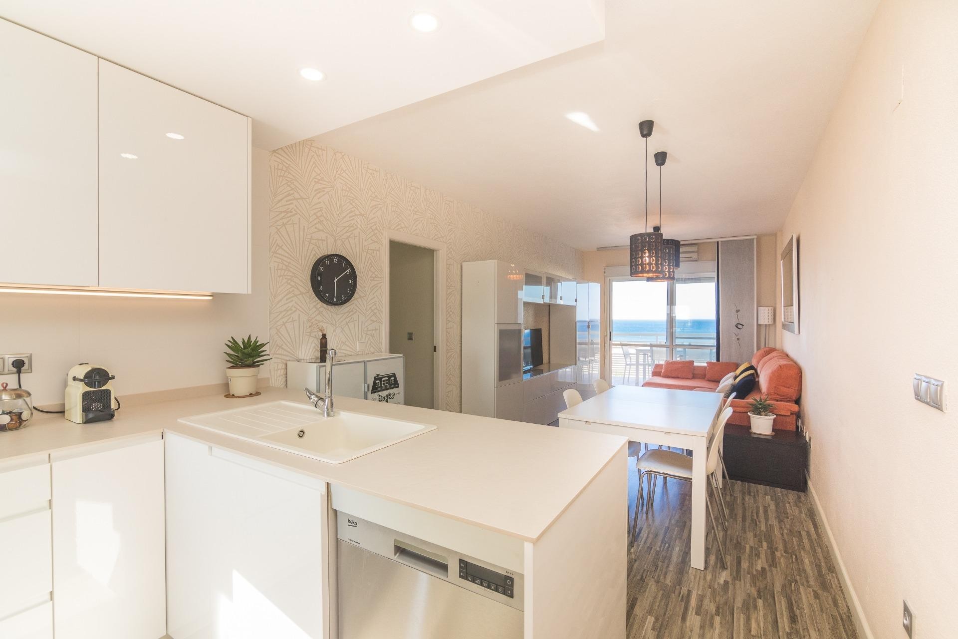Reventa - Apartamento / piso - Arenales del Sol - Zona paseo maritimo