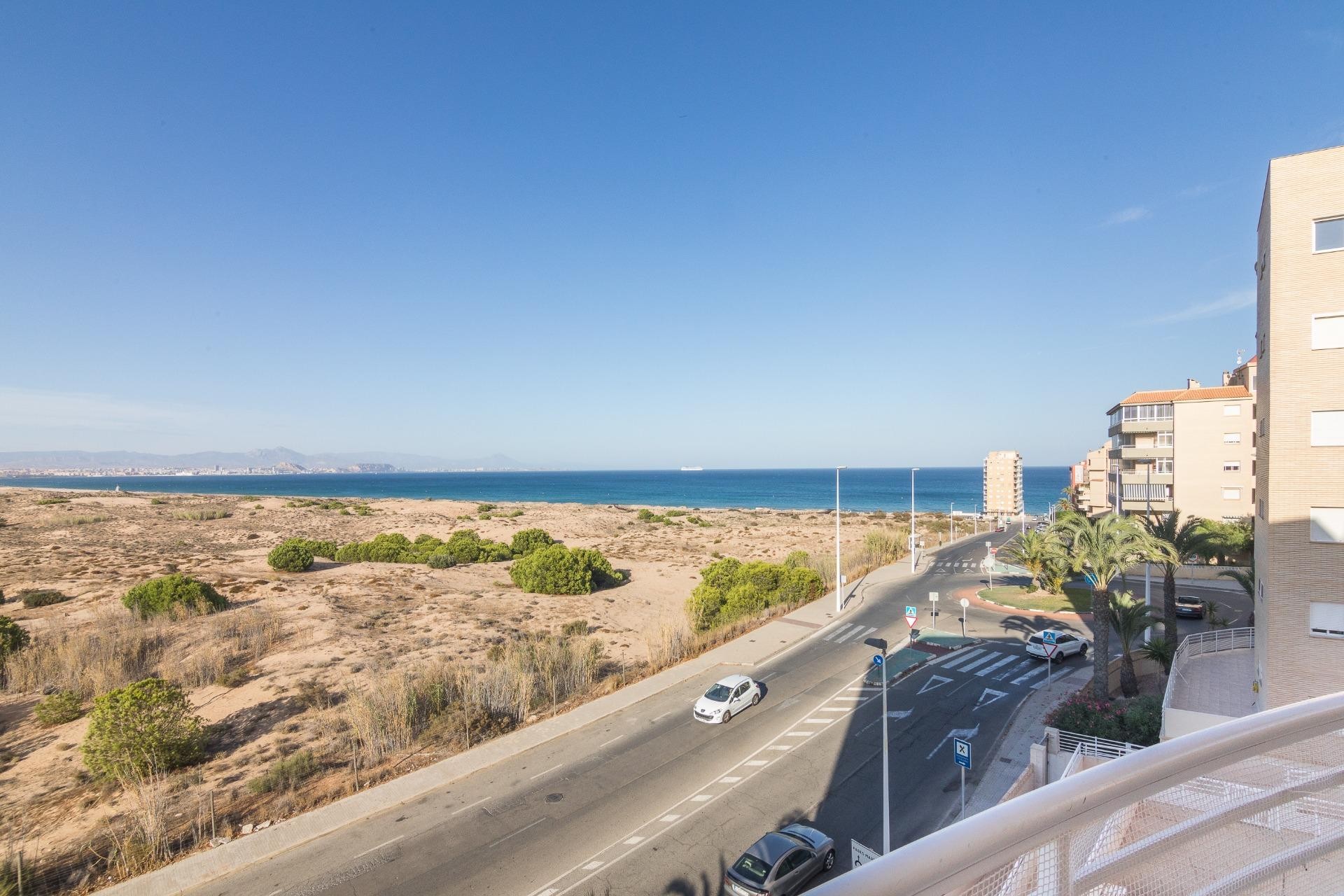 Reventa - Apartamento / piso - Arenales del Sol - Zona paseo maritimo