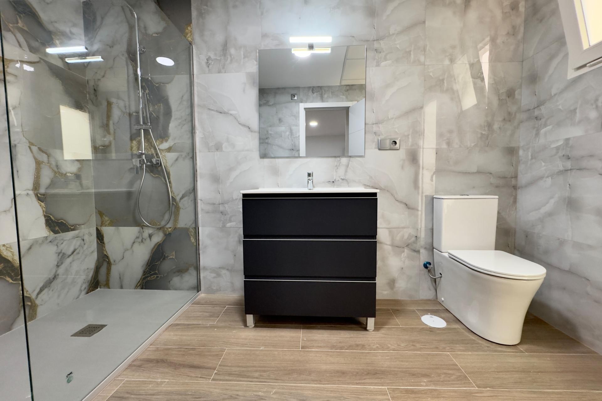 Reventa - Apartamento / piso - Aspe - Centro