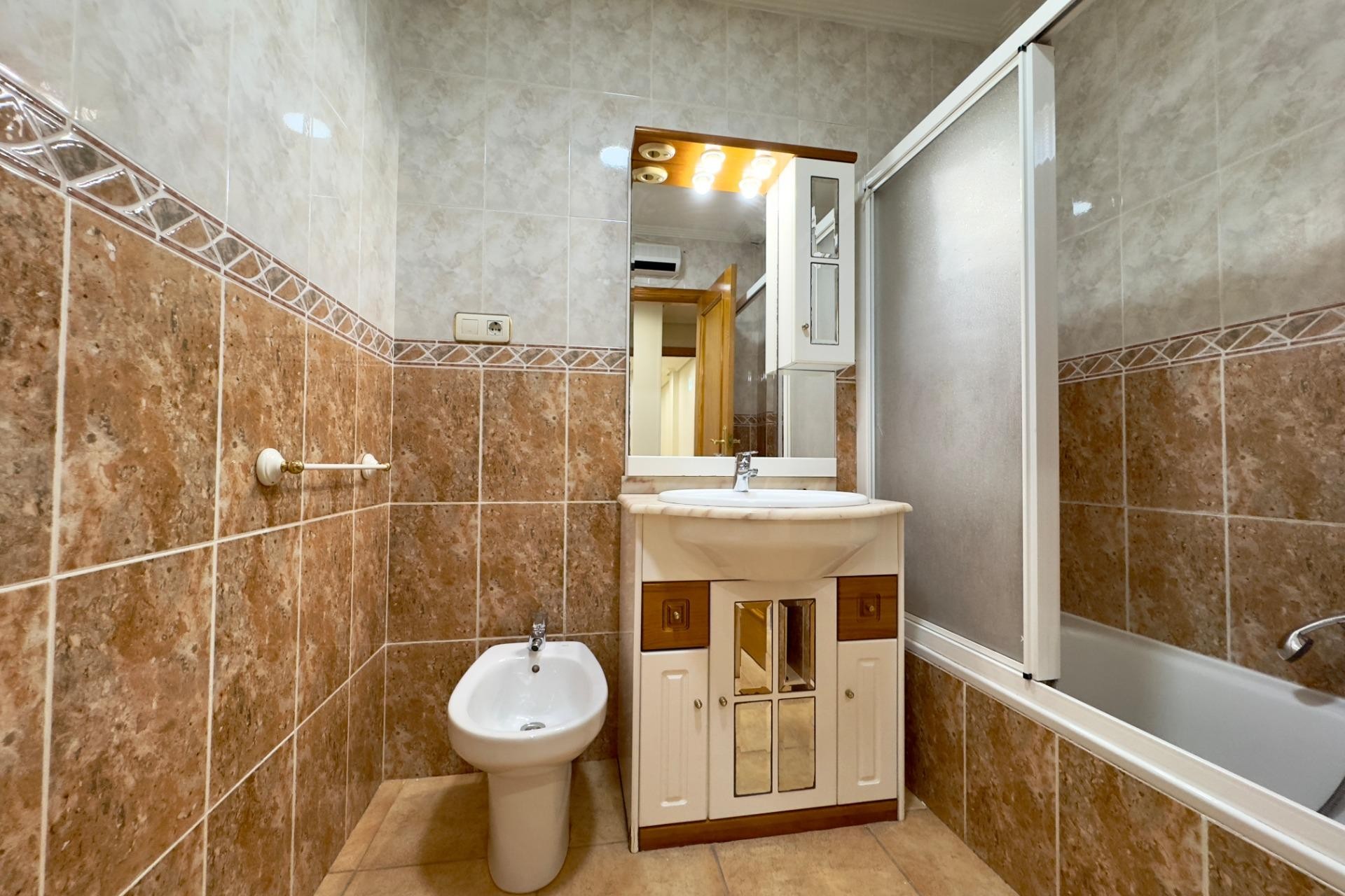 Reventa - Apartamento / piso - Aspe - La Coca - La Nía - Vistahermosa