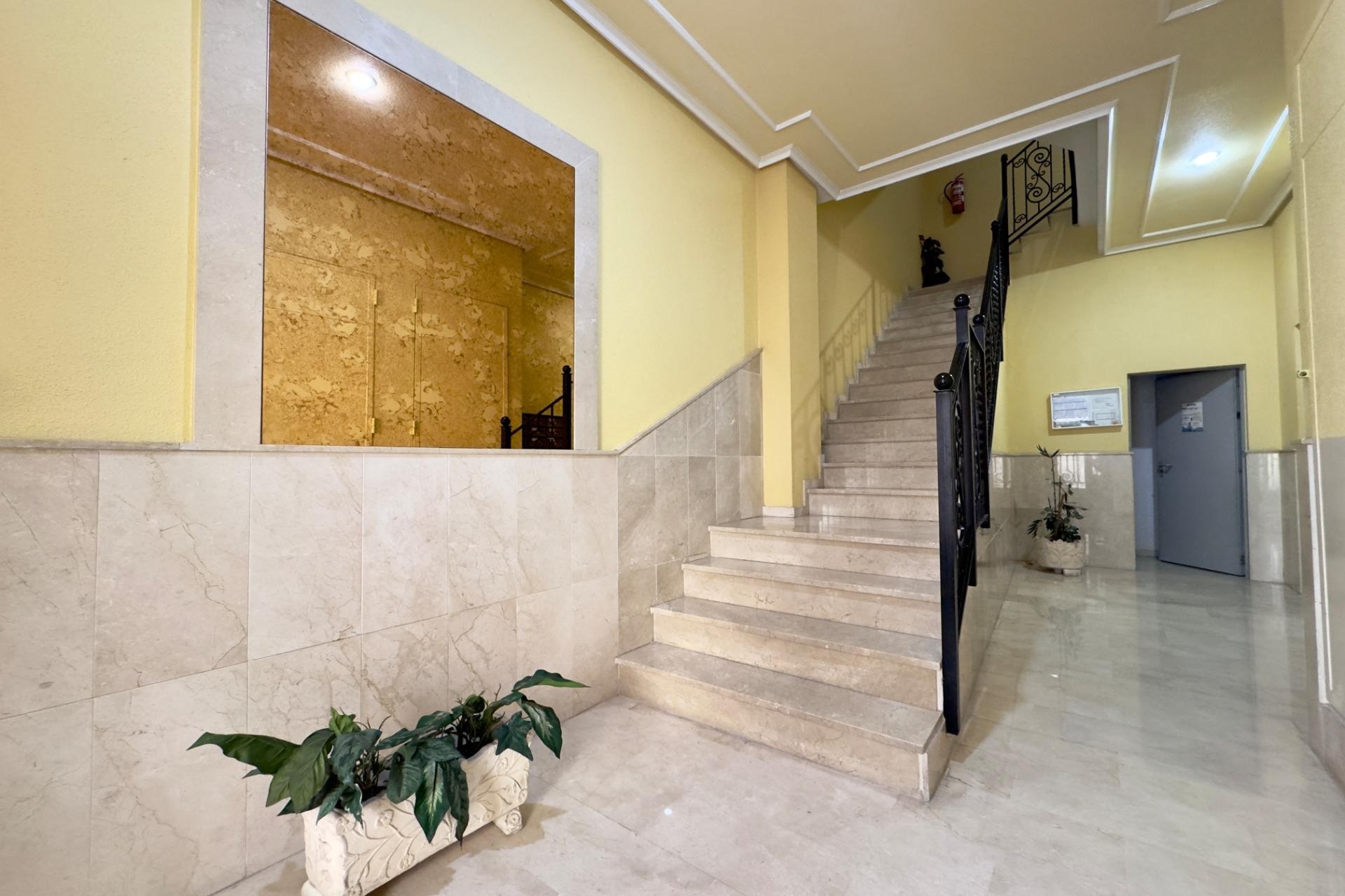 Reventa - Apartamento / piso - Aspe - La Coca - La Nía - Vistahermosa