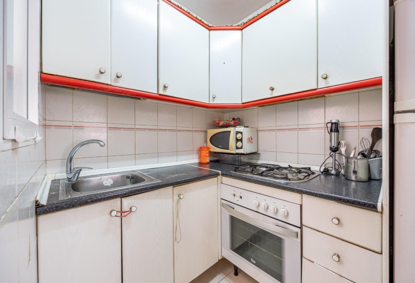 Reventa - Apartamento / piso - Benidorm - Colonia Madrid