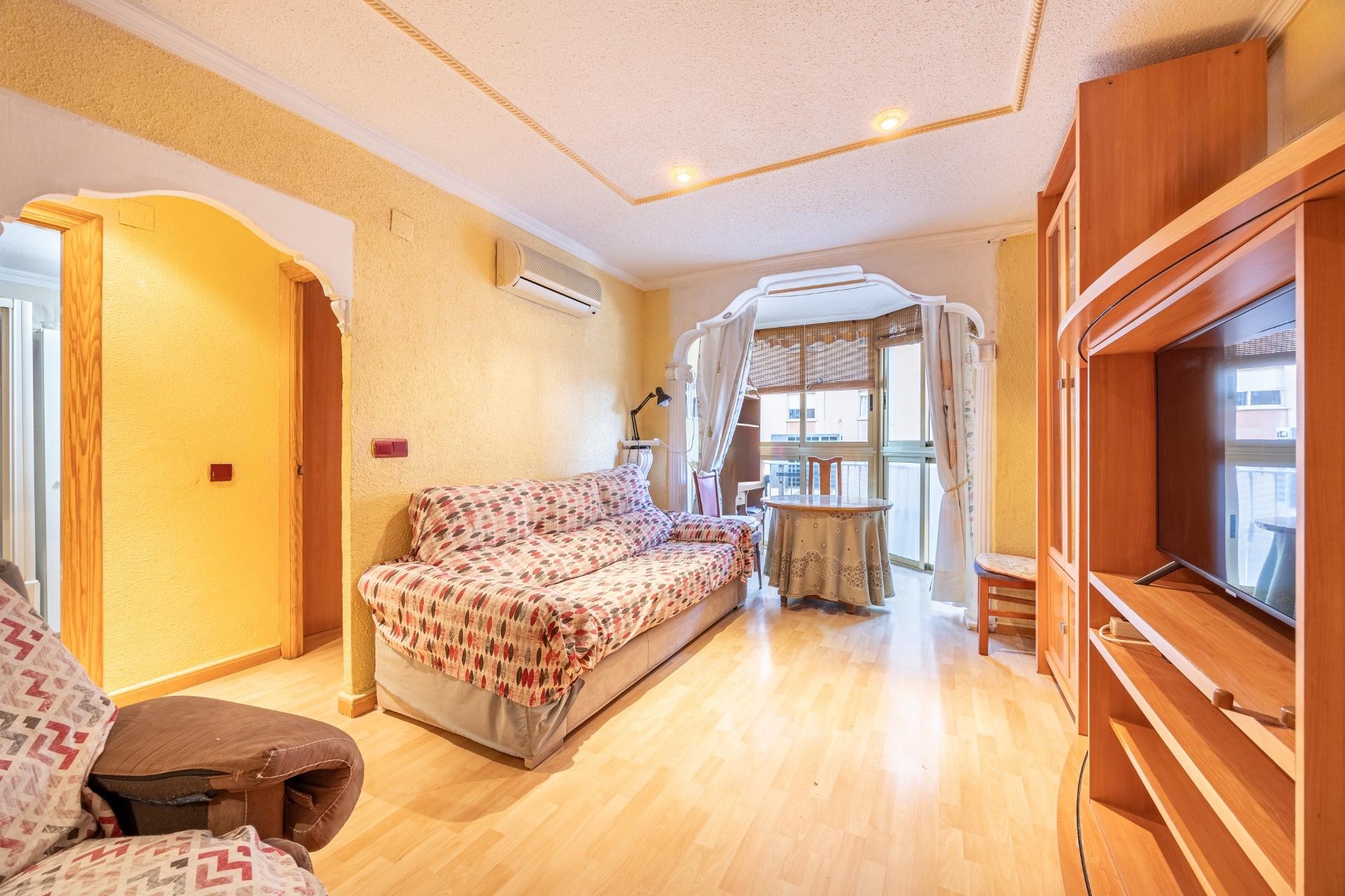 Reventa - Apartamento / piso - Benidorm - Colonia Madrid