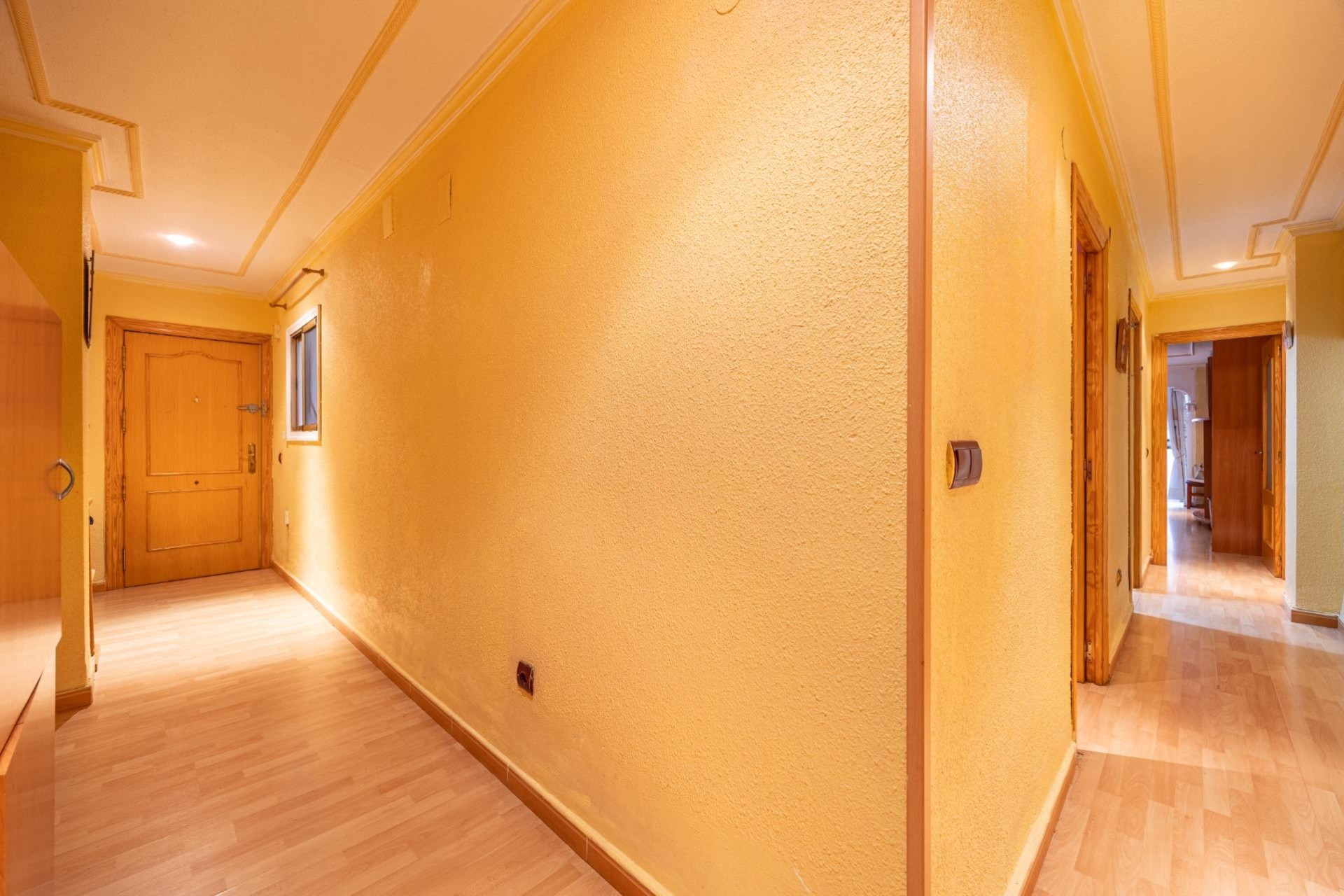 Reventa - Apartamento / piso - Benidorm - Colonia Madrid