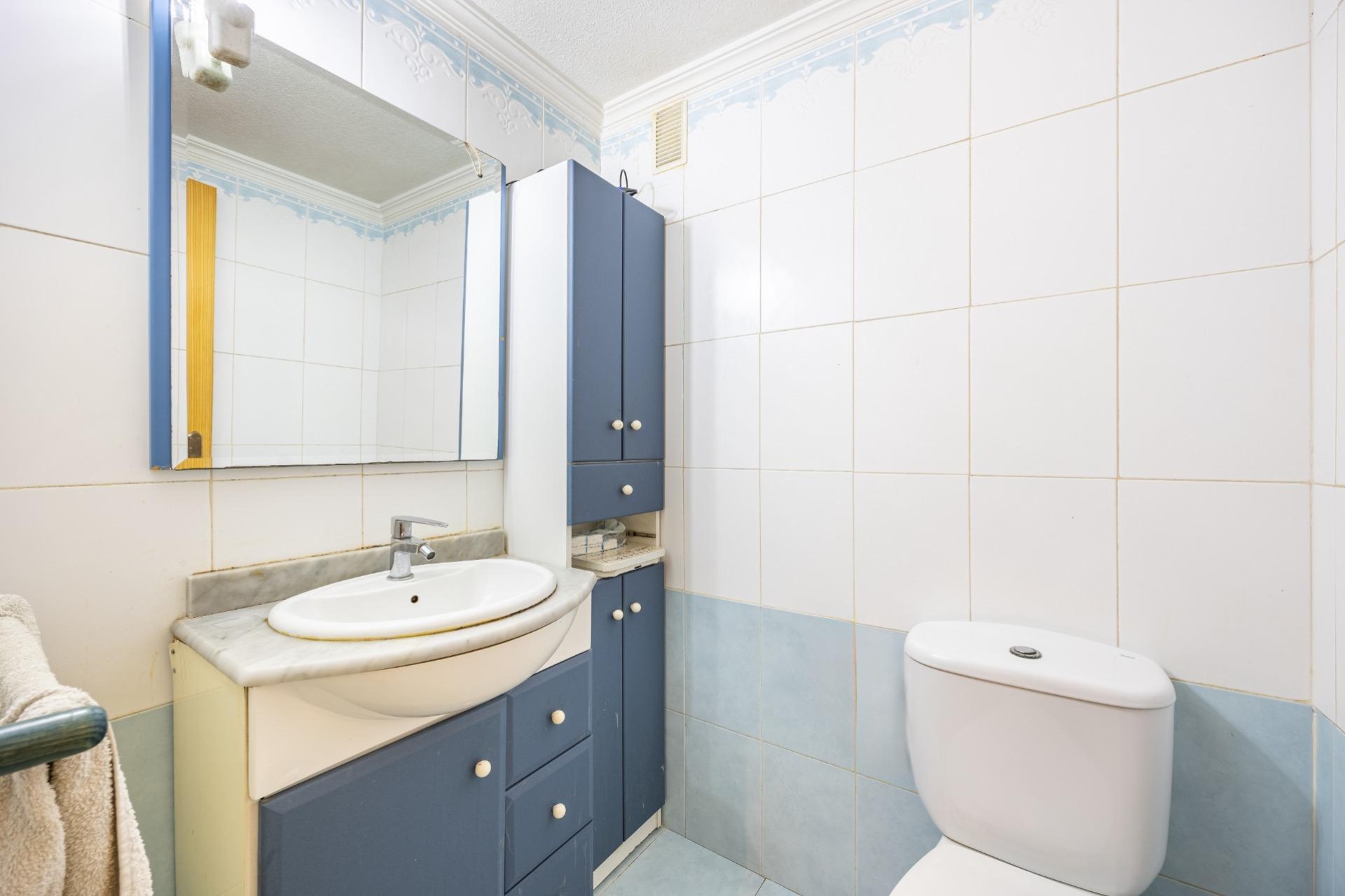Reventa - Apartamento / piso - Benidorm - Colonia Madrid