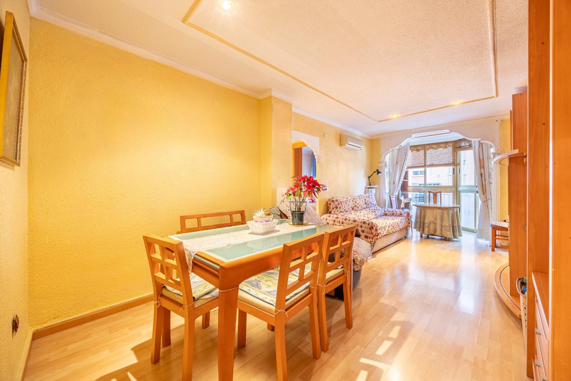 Reventa - Apartamento / piso - Benidorm - Colonia Madrid