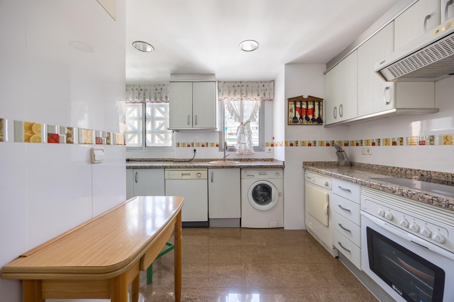 Reventa - Apartamento / piso - Benidorm - Pueblo Levante
