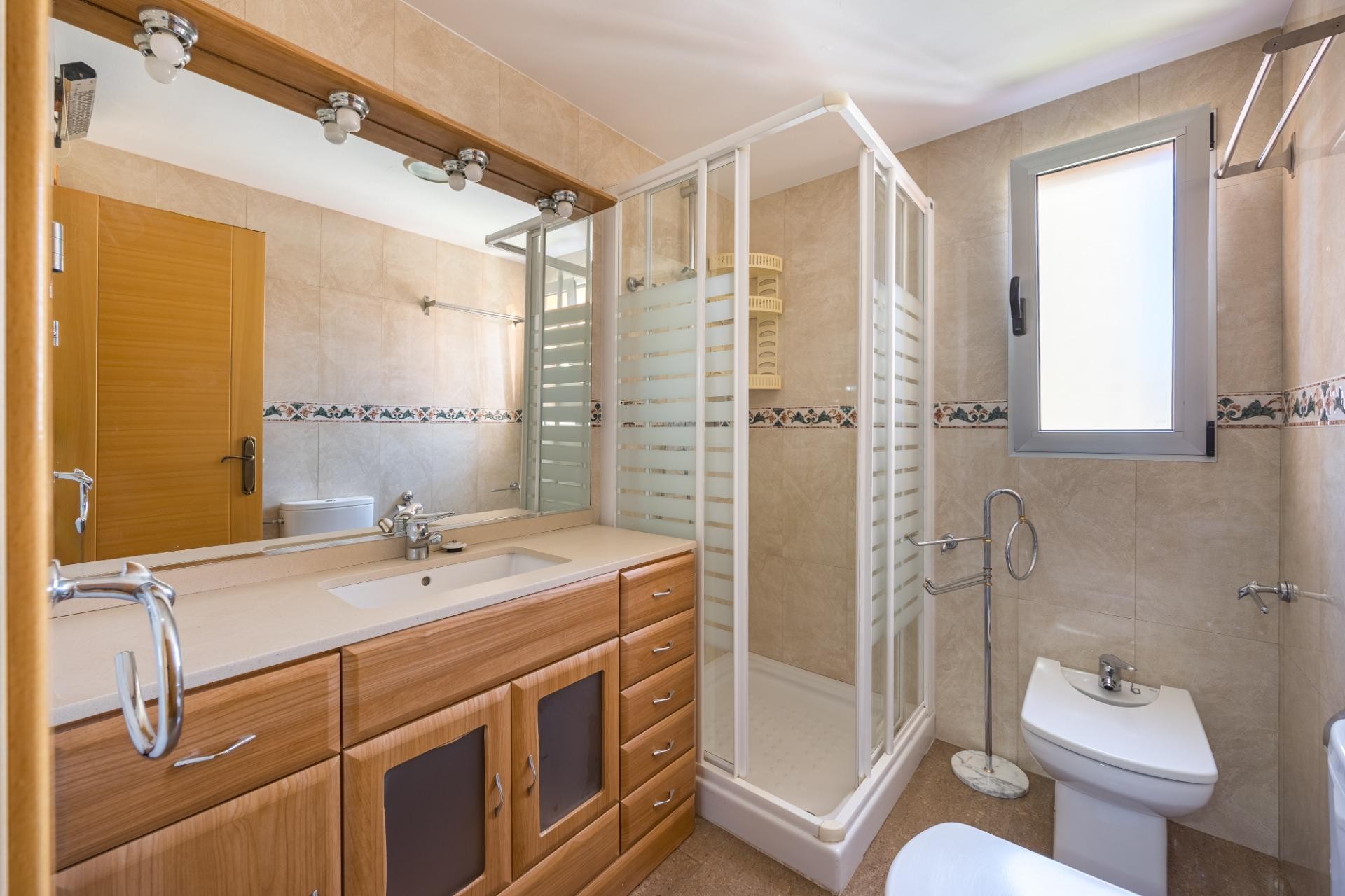 Reventa - Apartamento / piso - Benidorm - Pueblo Levante