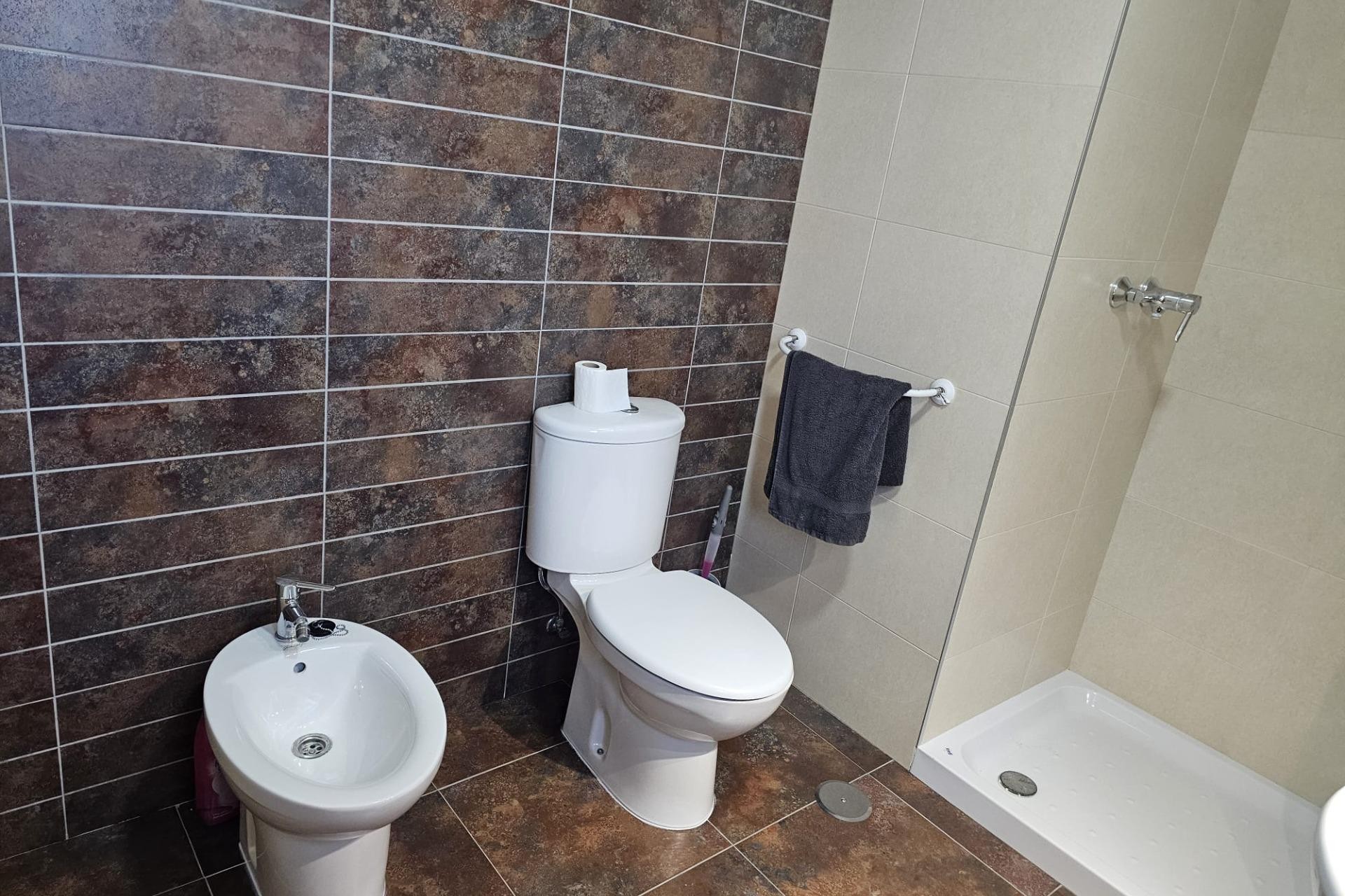 Reventa - Apartamento / piso - Crevillent - EL PINAR
