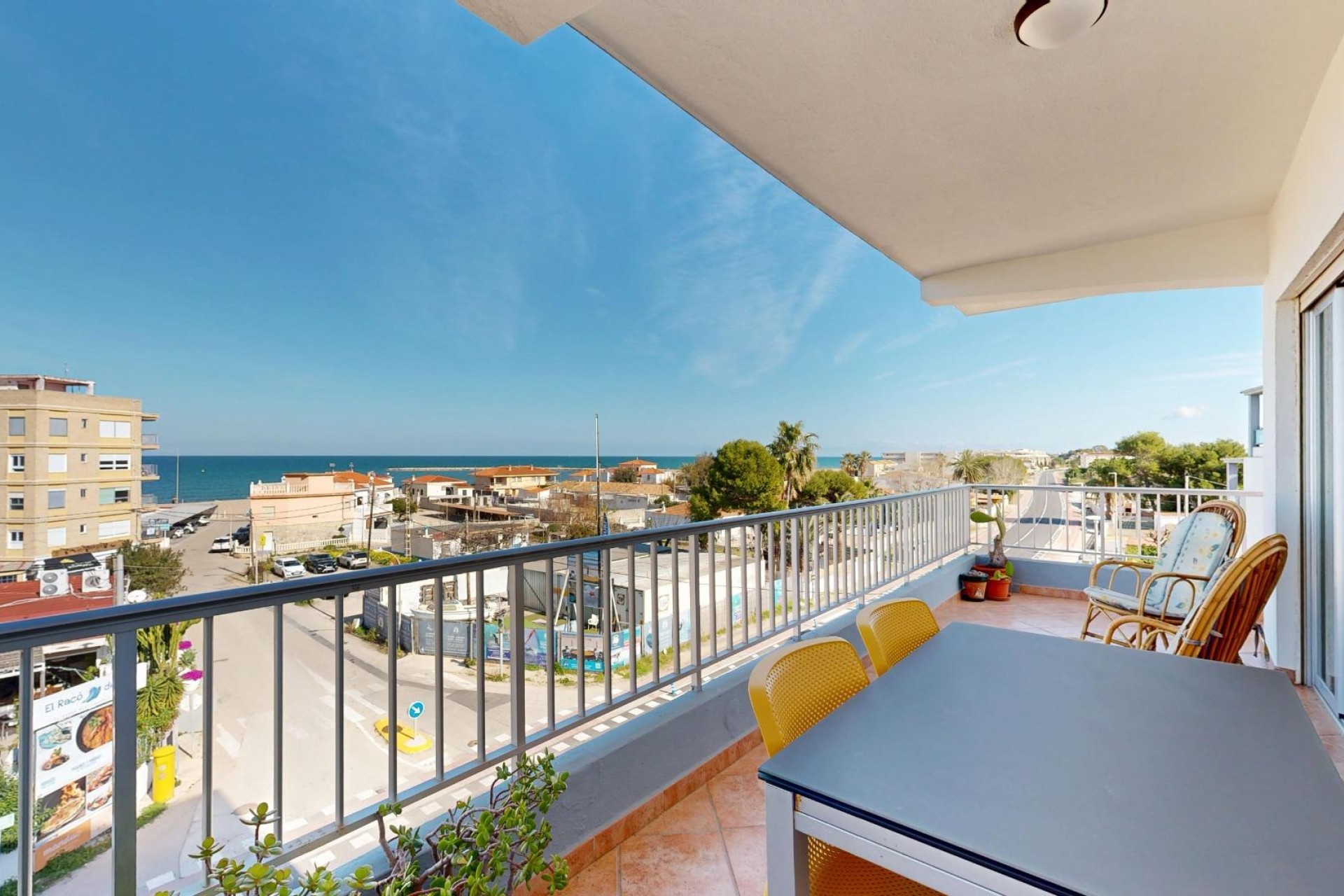 Reventa - Apartamento / piso - Denia