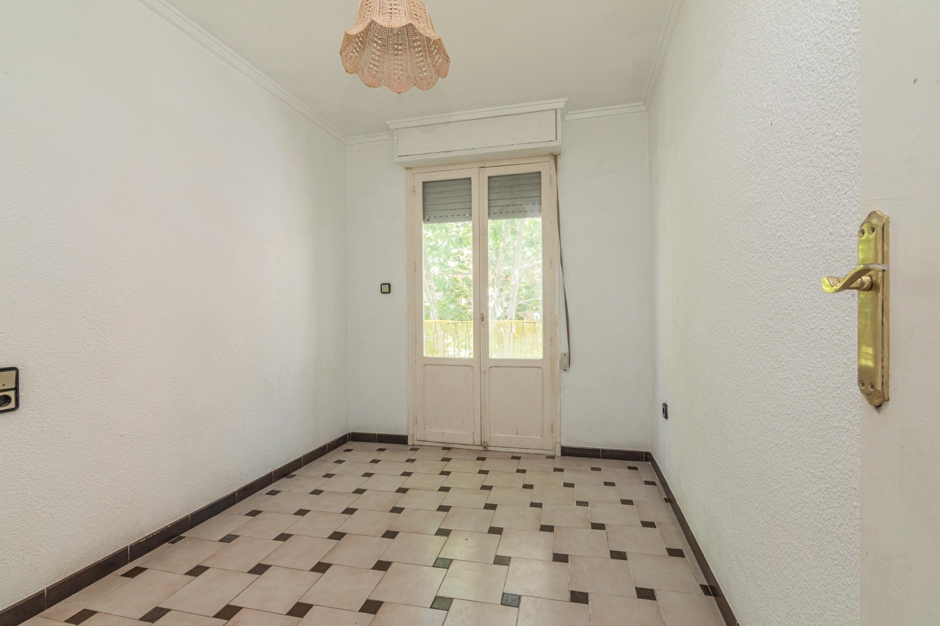 Reventa - Apartamento / piso - Elche - Asilo - Pisos Azules