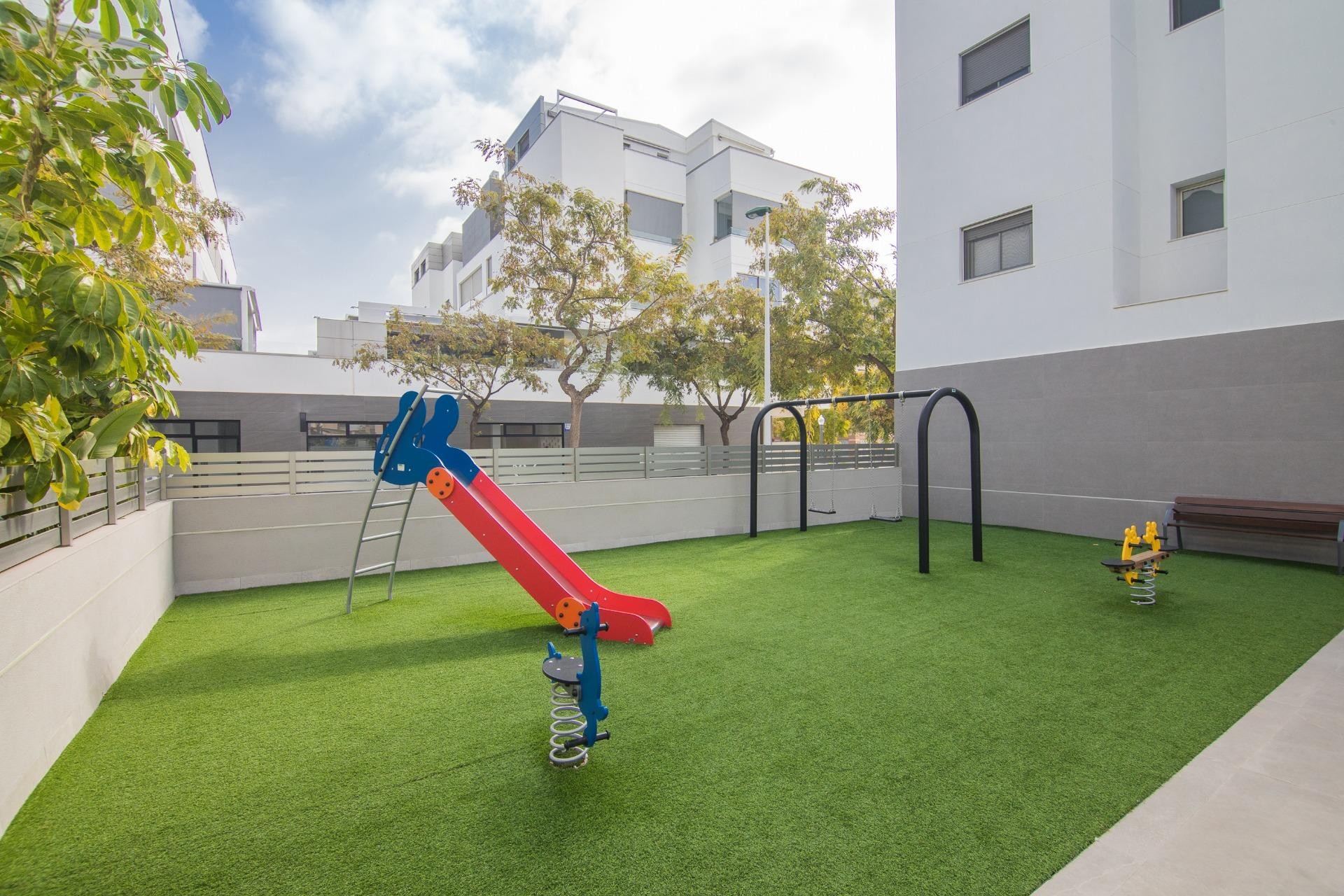 Reventa - Apartamento / piso - Elche - Campo de Fútbol