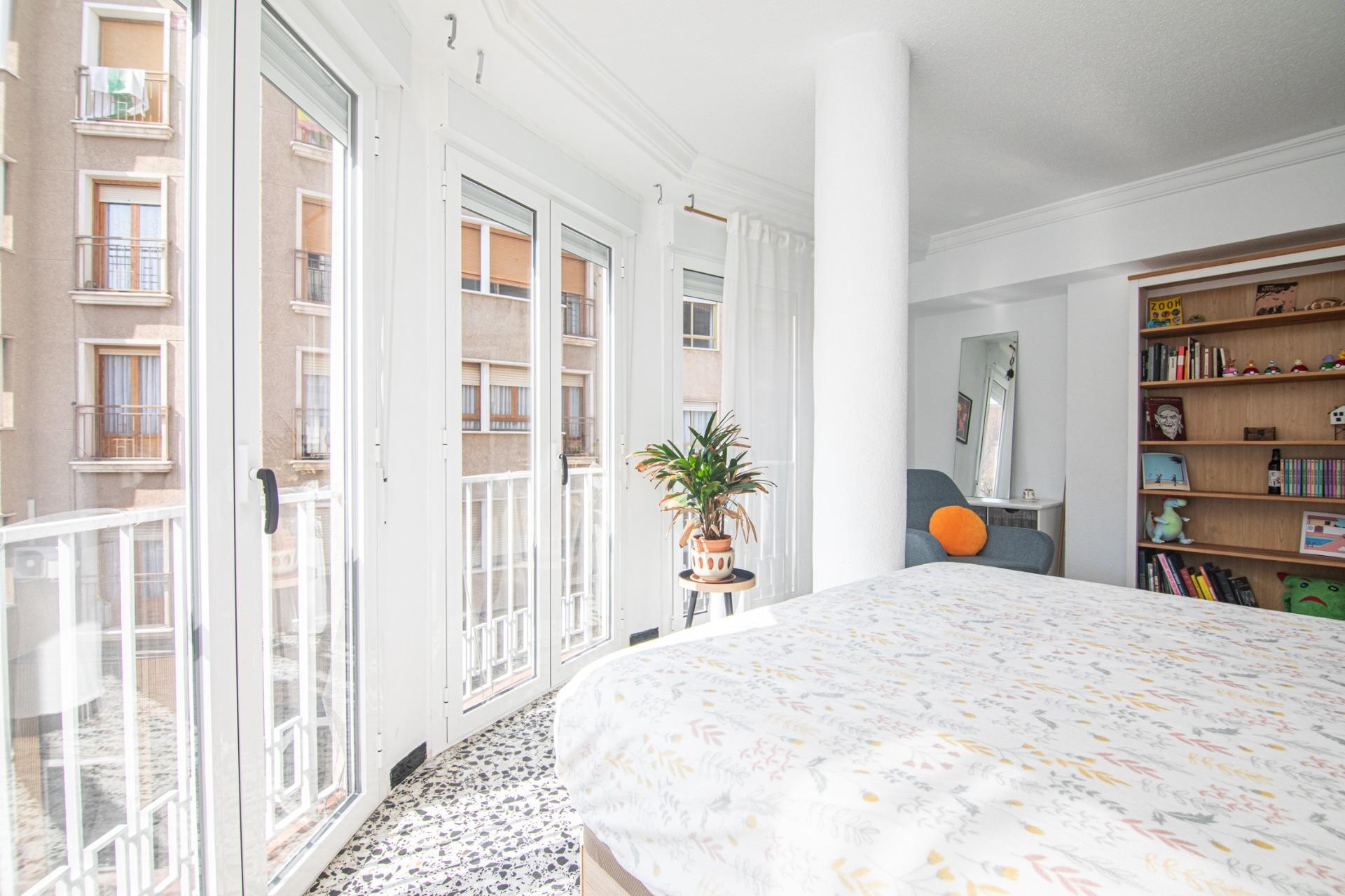 Reventa - Apartamento / piso - Elche - Centro