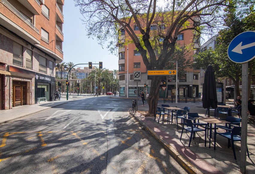Reventa - Apartamento / piso - Elche - Centro