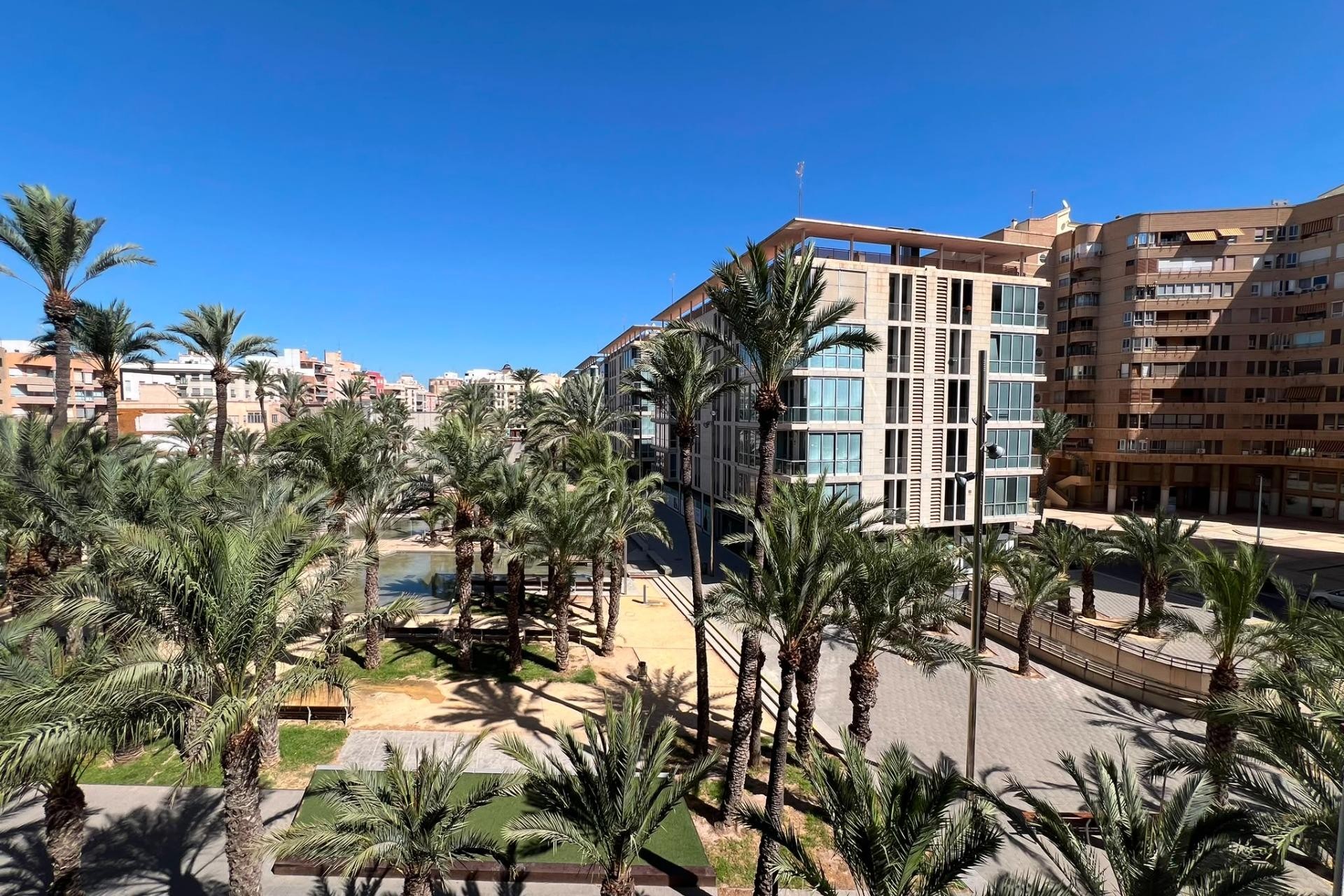 Reventa - Apartamento / piso - Elche - Centro