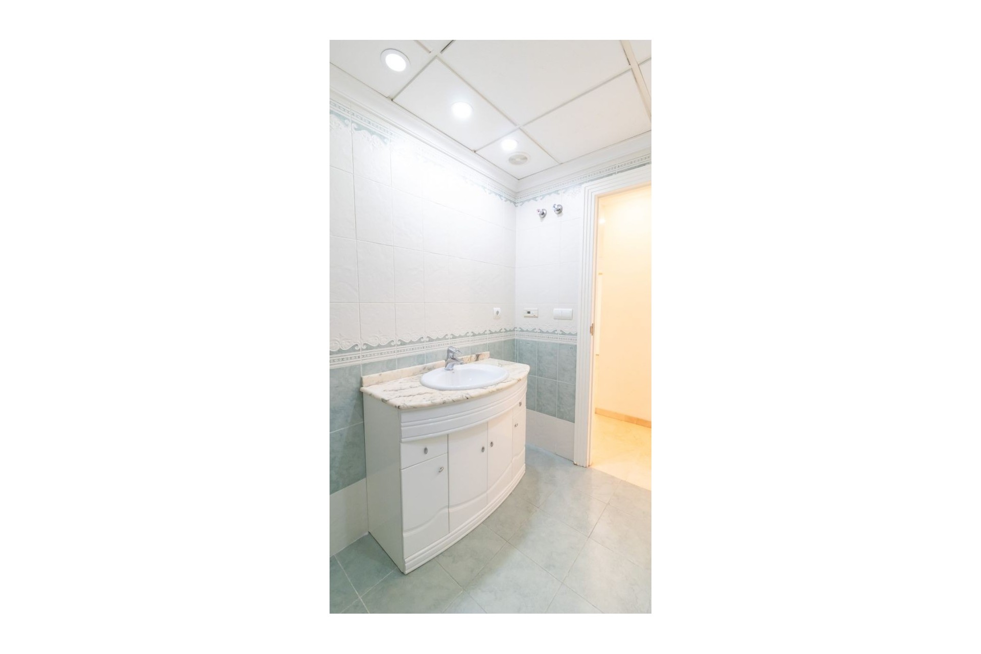 Reventa - Apartamento / piso - Elche - Centro