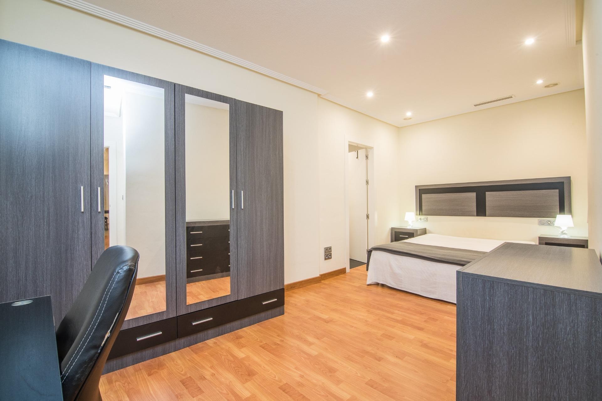 Reventa - Apartamento / piso - Elche - Centro