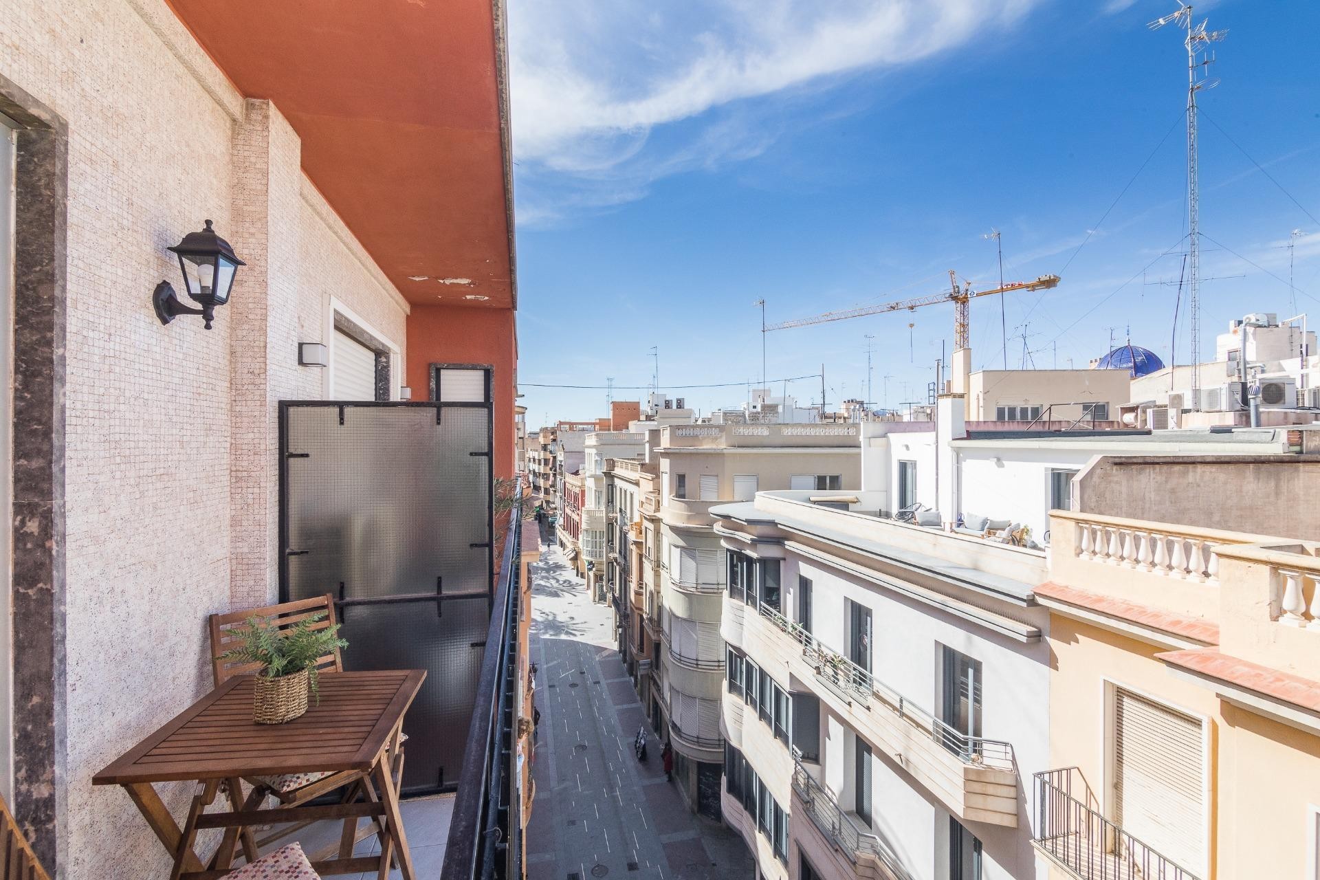 Reventa - Apartamento / piso - Elche - Centro