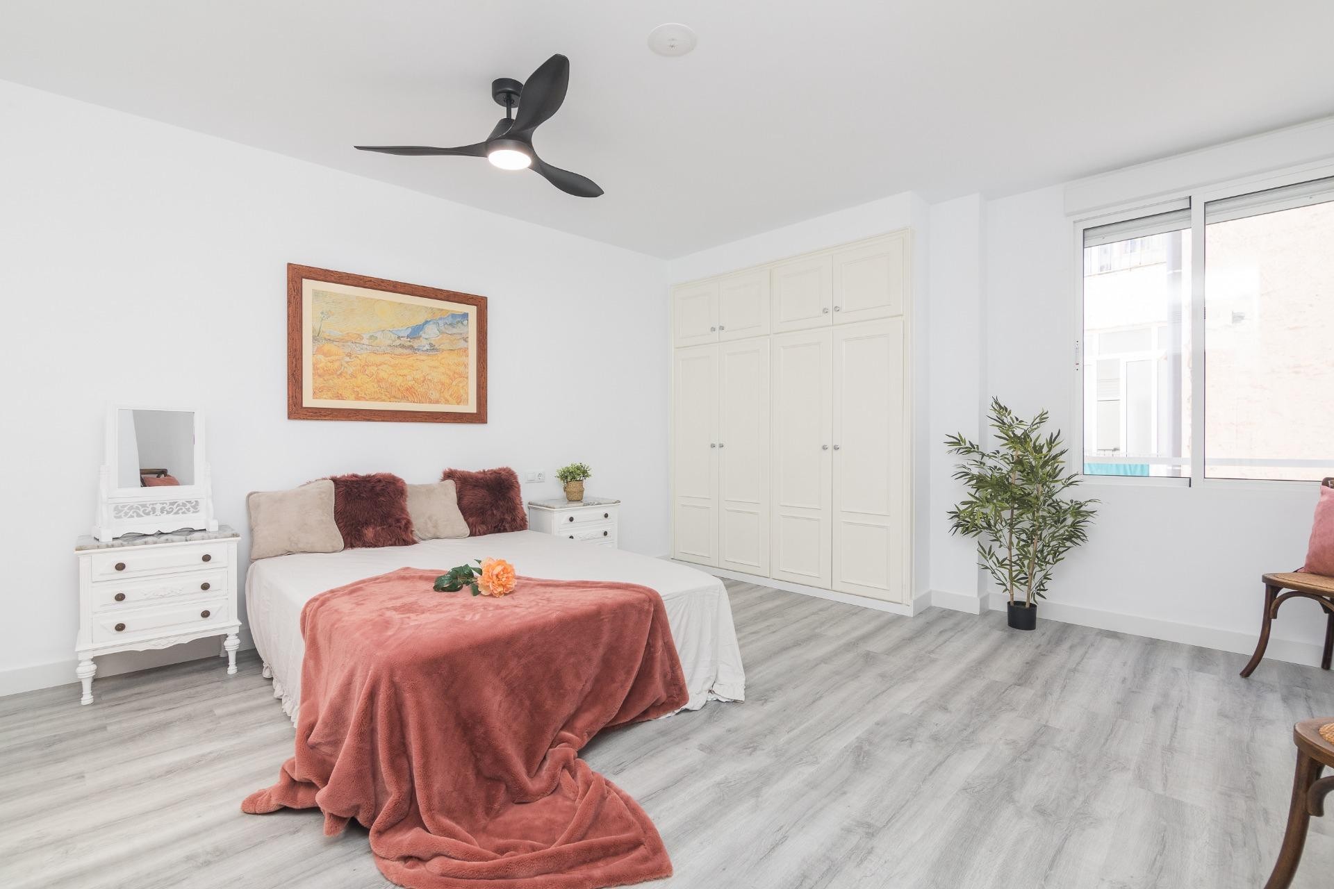 Reventa - Apartamento / piso - Elche - Centro