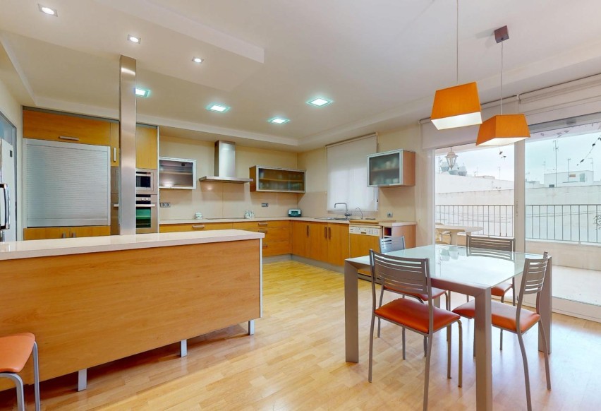 Reventa - Apartamento / piso - Elche - Centro