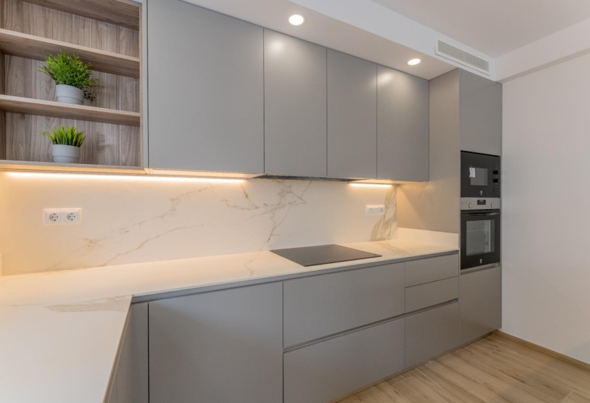 Reventa - Apartamento / piso - Elche - Centro