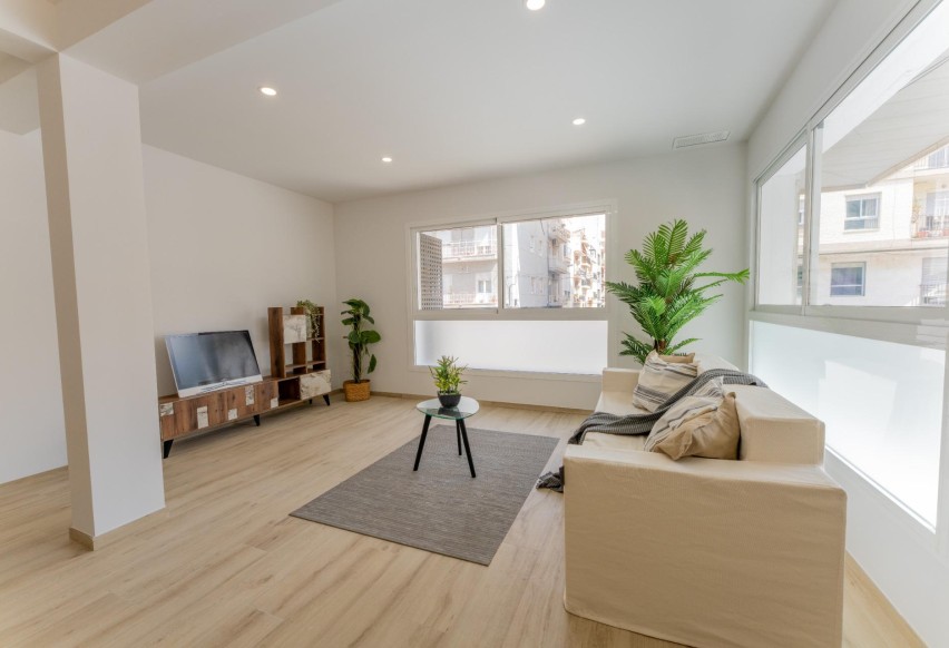 Reventa - Apartamento / piso - Elche - Centro