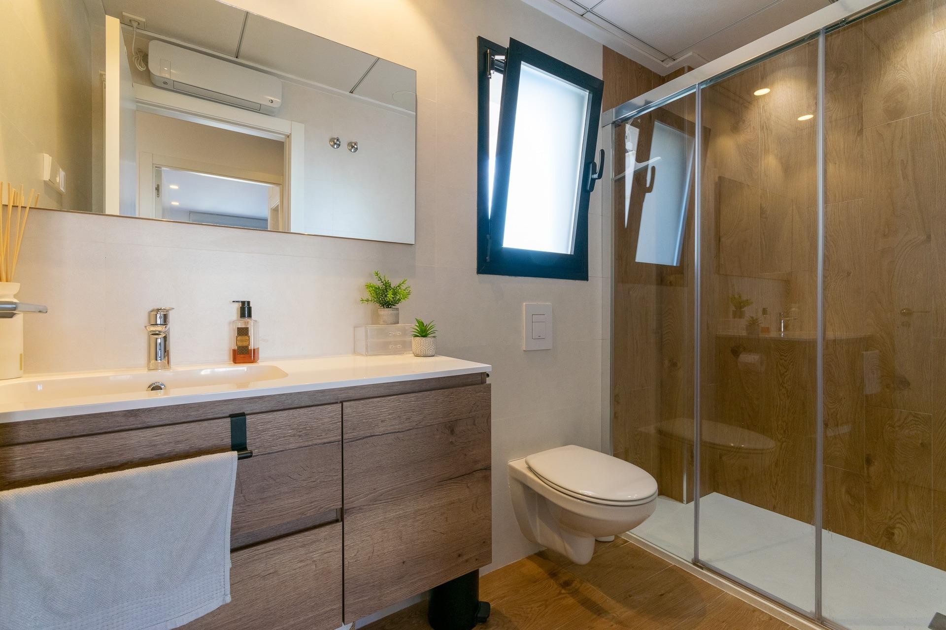 Reventa - Apartamento / piso - Elche - Corte Ingles