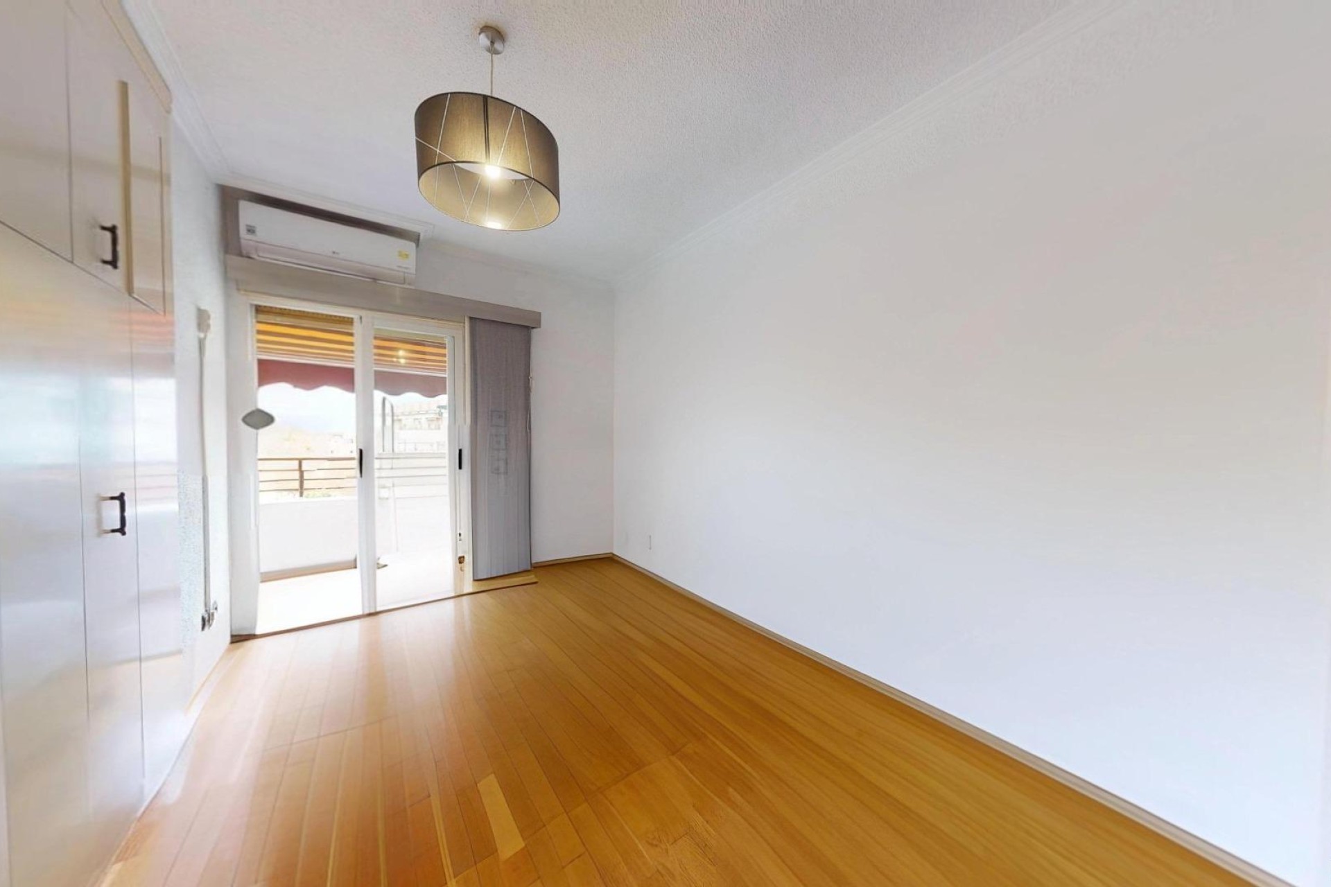 Reventa - Apartamento / piso - Elche - Elche / Elx