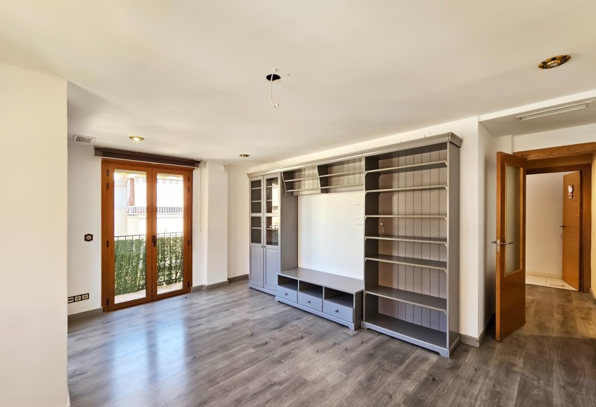 Reventa - Apartamento / piso - Elche Pedanías - Centro