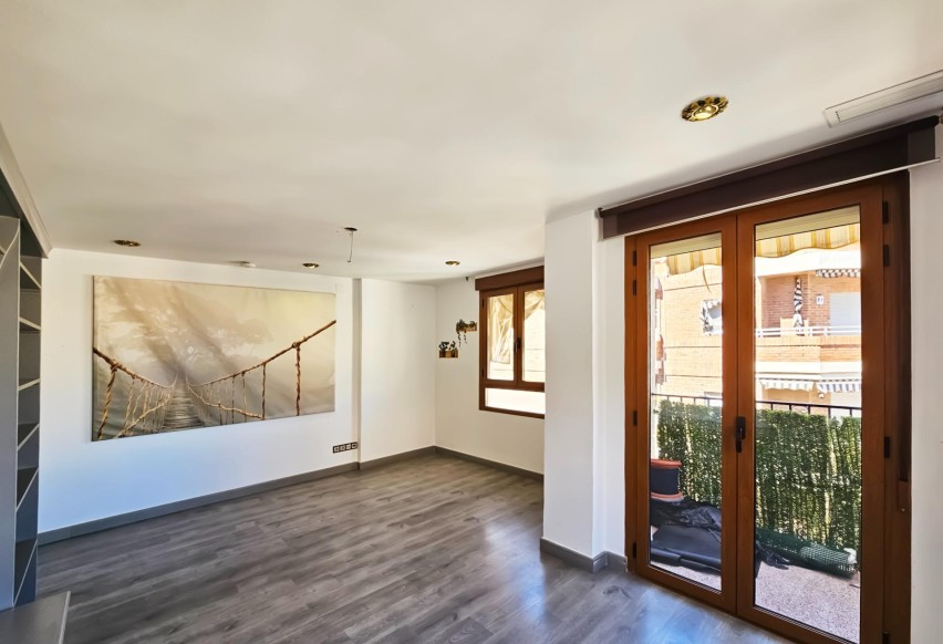 Reventa - Apartamento / piso - Elche Pedanías - Centro