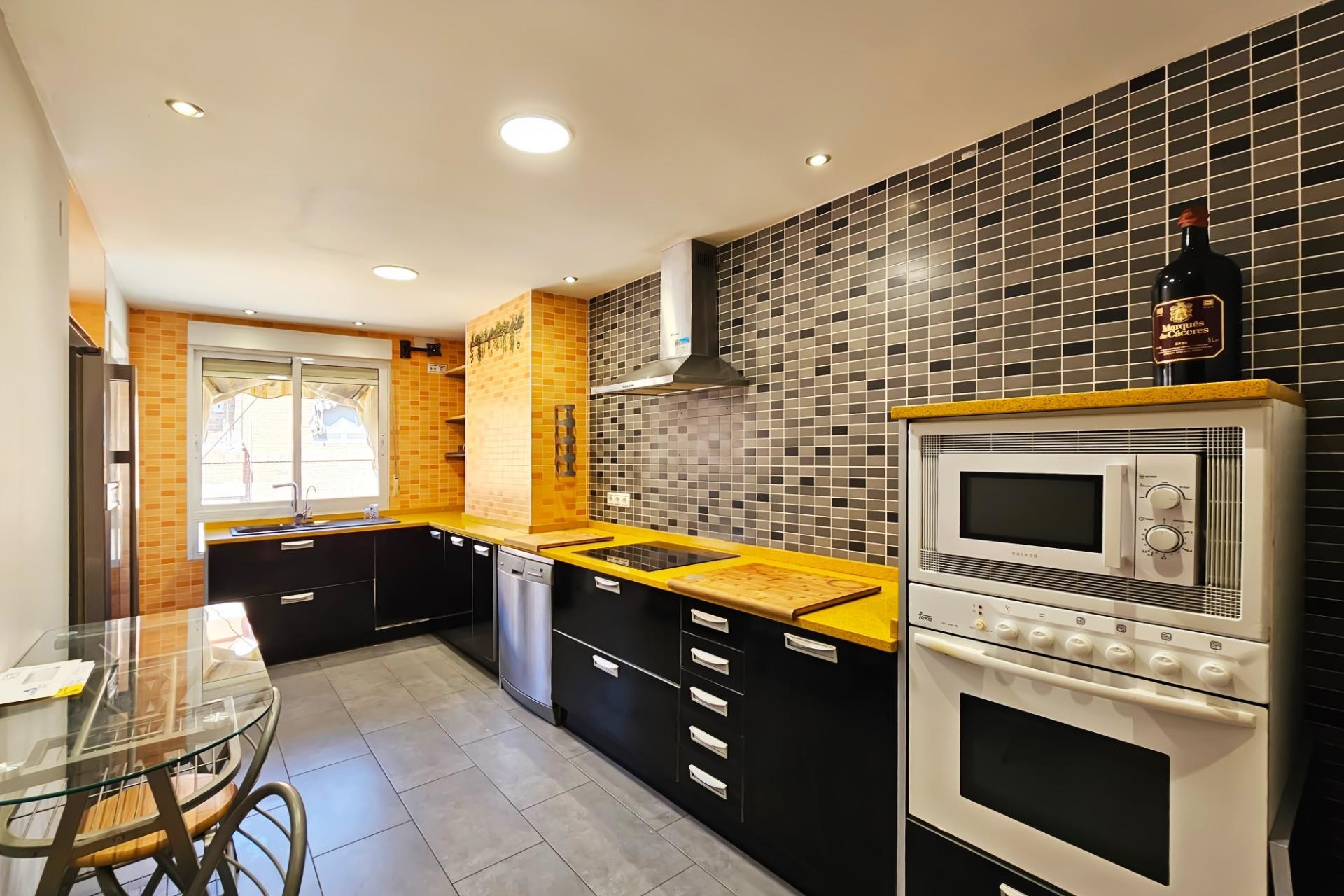 Reventa - Apartamento / piso - Elche Pedanías - Centro