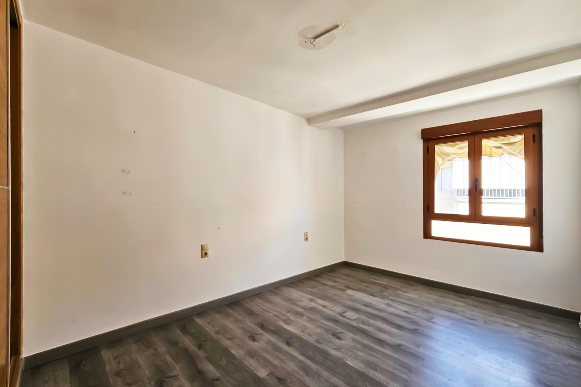 Reventa - Apartamento / piso - Elche Pedanías - Centro