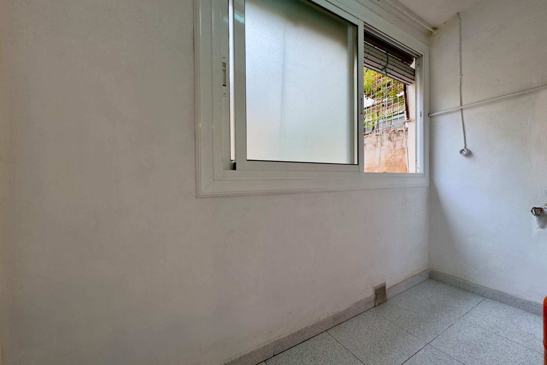 Reventa - Apartamento / piso - Elche - Plaza Barcelona