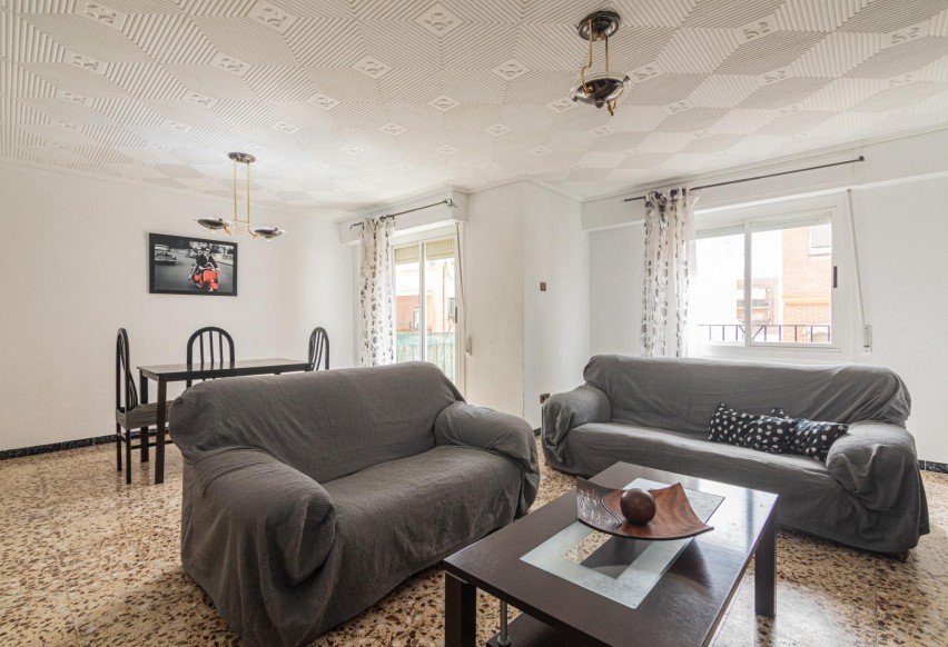 Reventa - Apartamento / piso - Elche - Plaza Crevillente-Juzgados