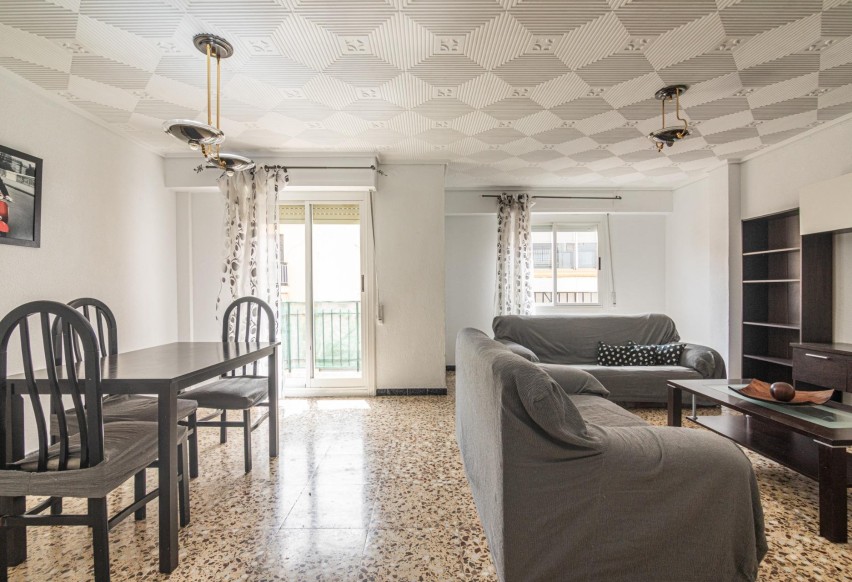 Reventa - Apartamento / piso - Elche - Plaza Crevillente-Juzgados