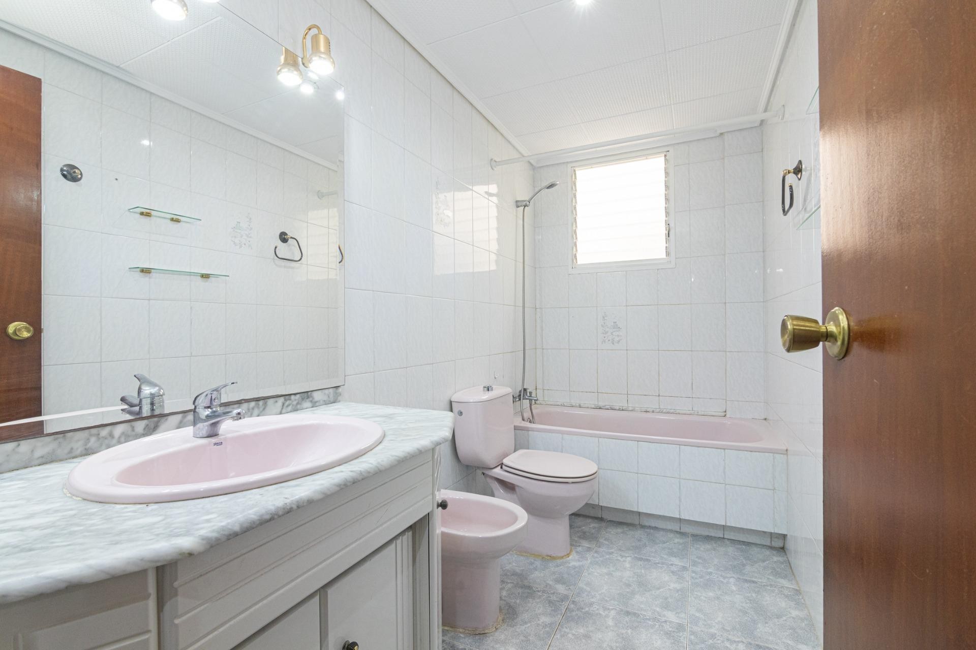Reventa - Apartamento / piso - Elche - Plaza Crevillente-Juzgados