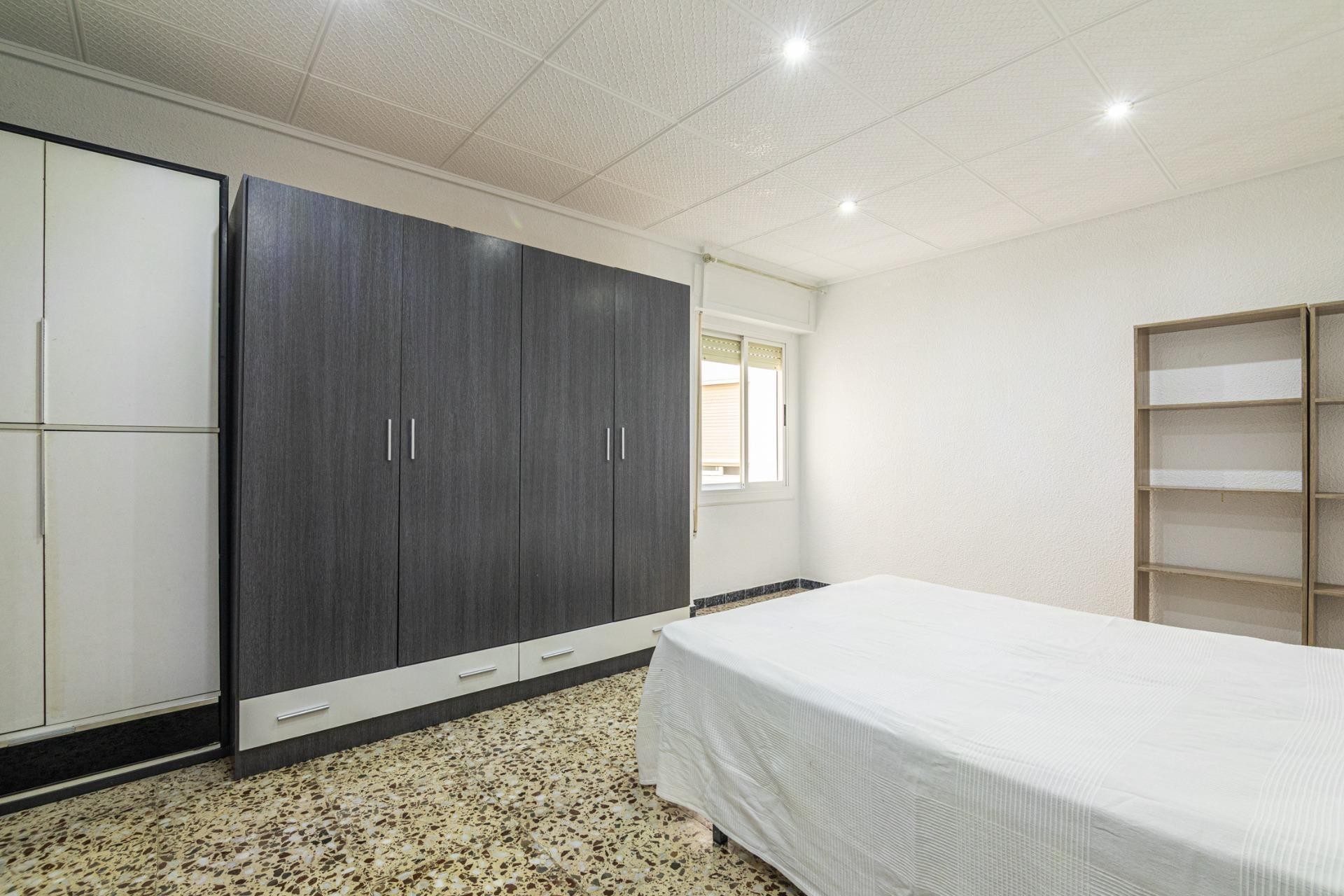 Reventa - Apartamento / piso - Elche - Plaza Crevillente-Juzgados