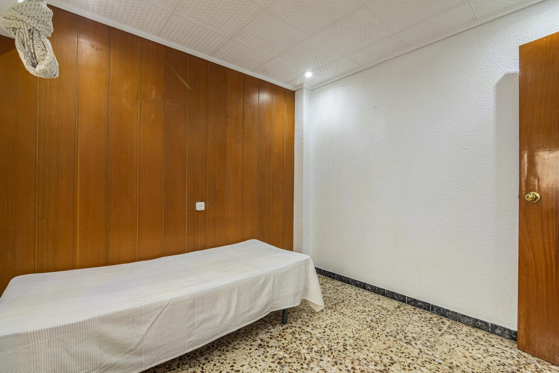 Reventa - Apartamento / piso - Elche - Plaza Crevillente-Juzgados