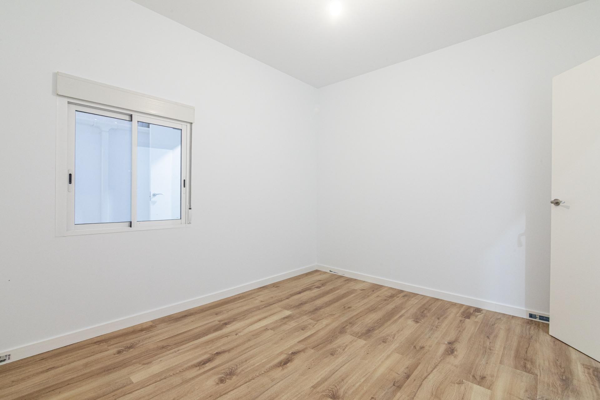 Reventa - Apartamento / piso - Elche - Plaza Crevillente-Juzgados