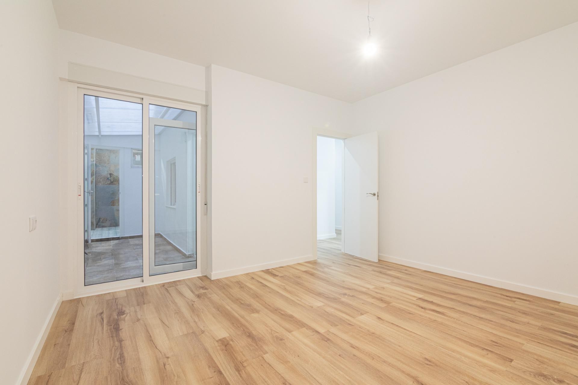 Reventa - Apartamento / piso - Elche - Plaza Crevillente-Juzgados