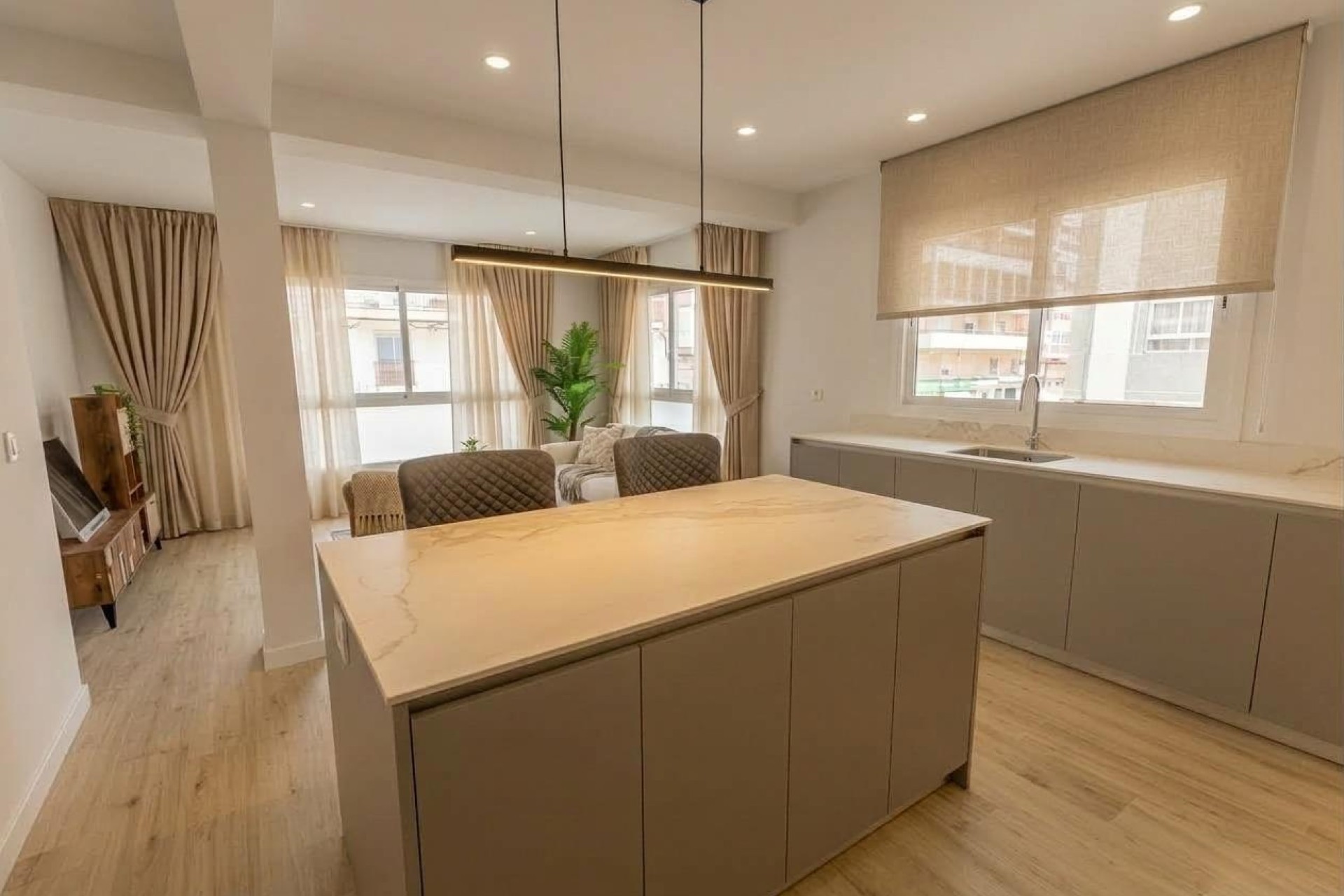 Reventa - Apartamento / piso - Elche - Plaza Crevillente-Juzgados