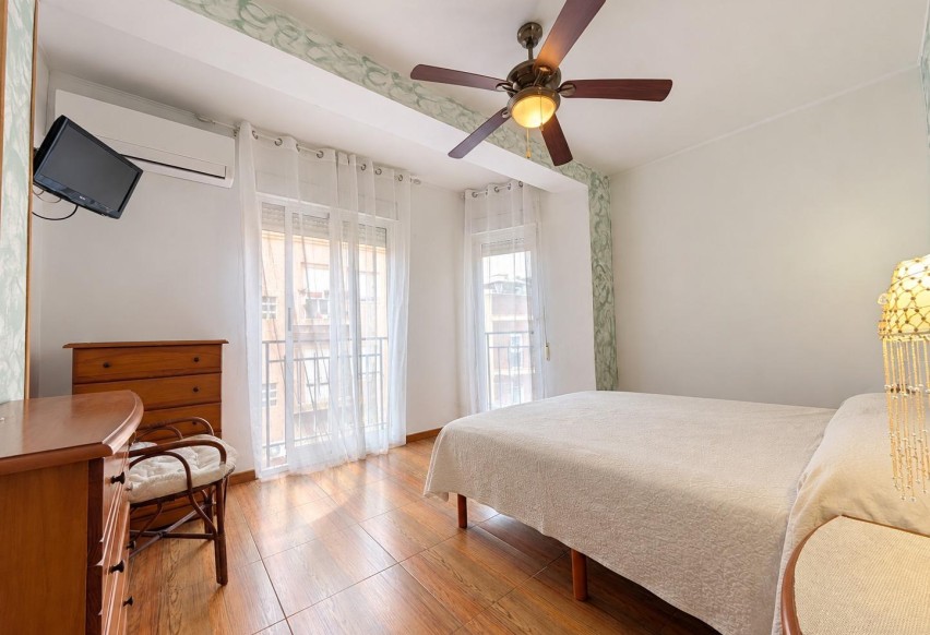 Reventa - Apartamento / piso - Elche - Plaza Crevillente-Juzgados