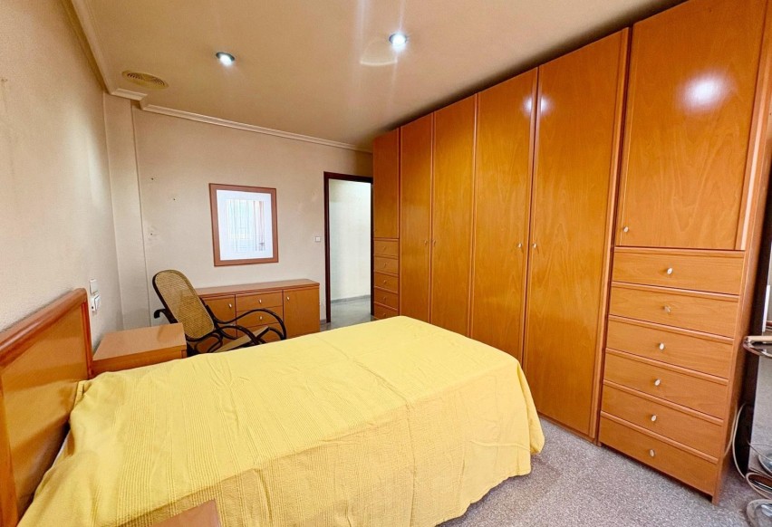 Reventa - Apartamento / piso - Elche - Plaza Crevillente-Juzgados