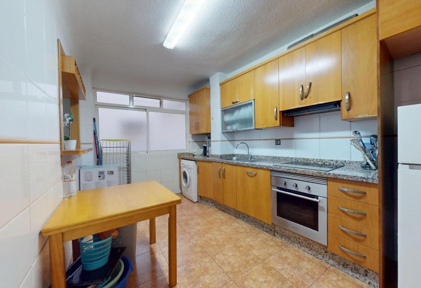 Reventa - Apartamento / piso - Elche - Plaza Crevillente-Juzgados