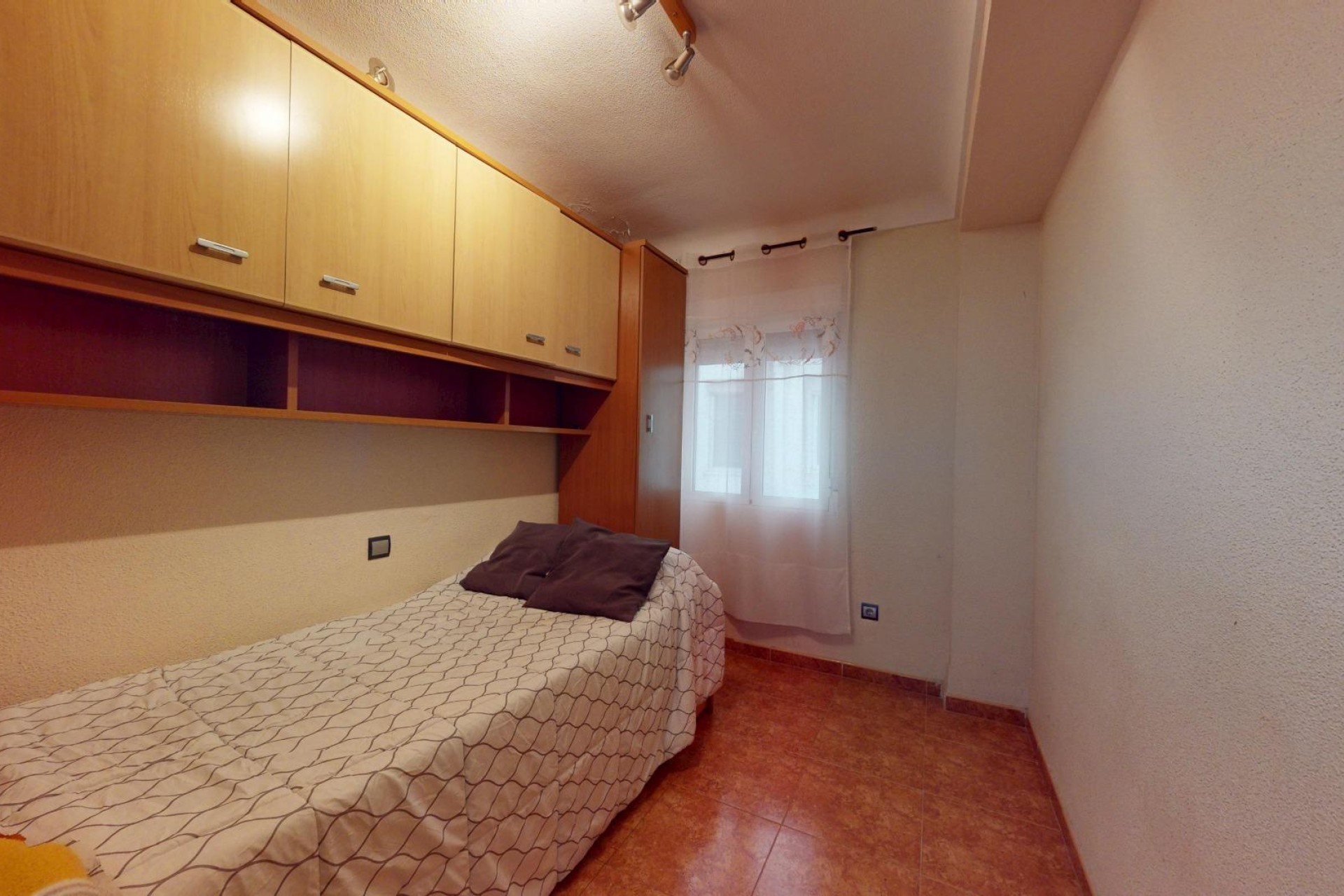 Reventa - Apartamento / piso - Elche - Plaza Crevillente-Juzgados