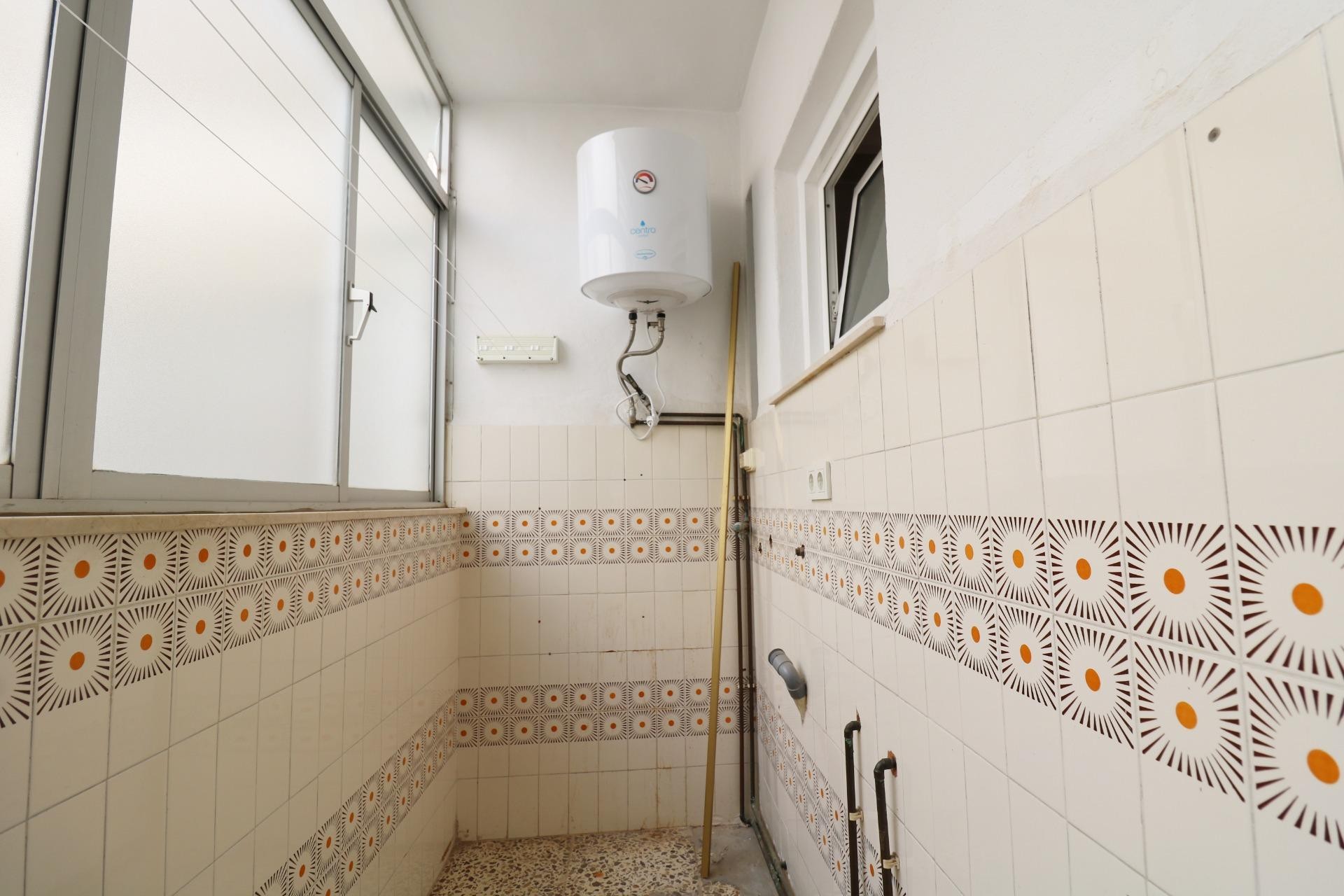 Reventa - Apartamento / piso - Elche - Plaza Crevillente-Juzgados