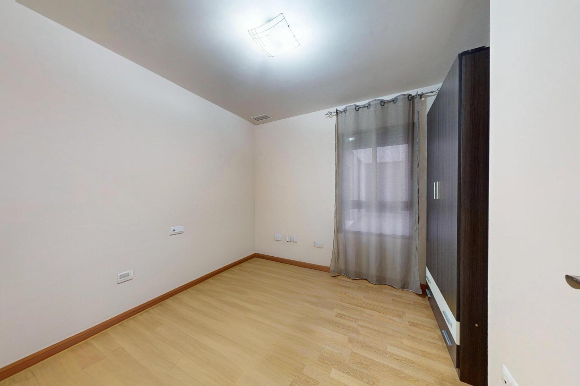 Reventa - Apartamento / piso - Elche - Plaza Crevillente