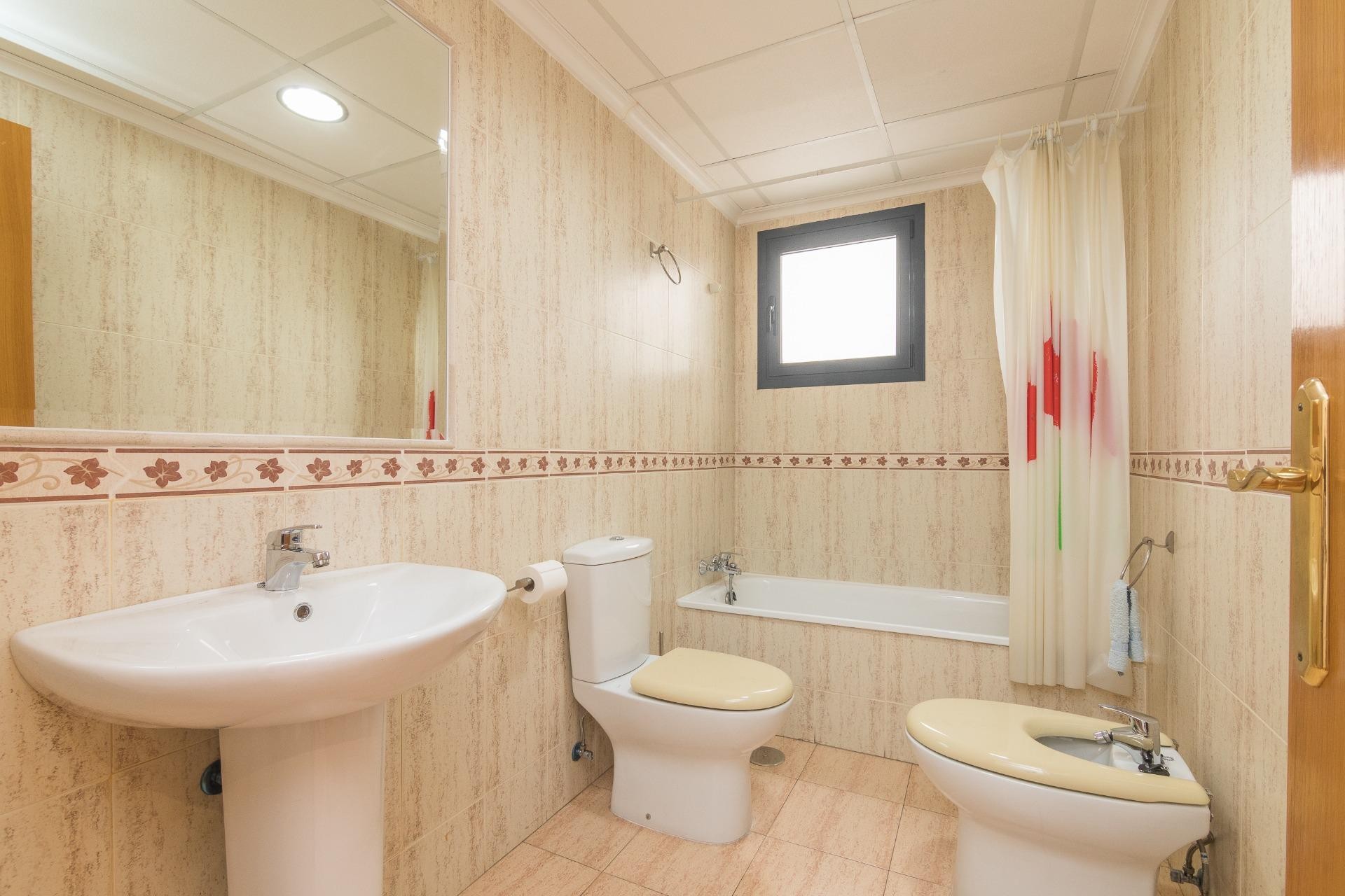 Reventa - Apartamento / piso - Elche - Plaza Crevillente